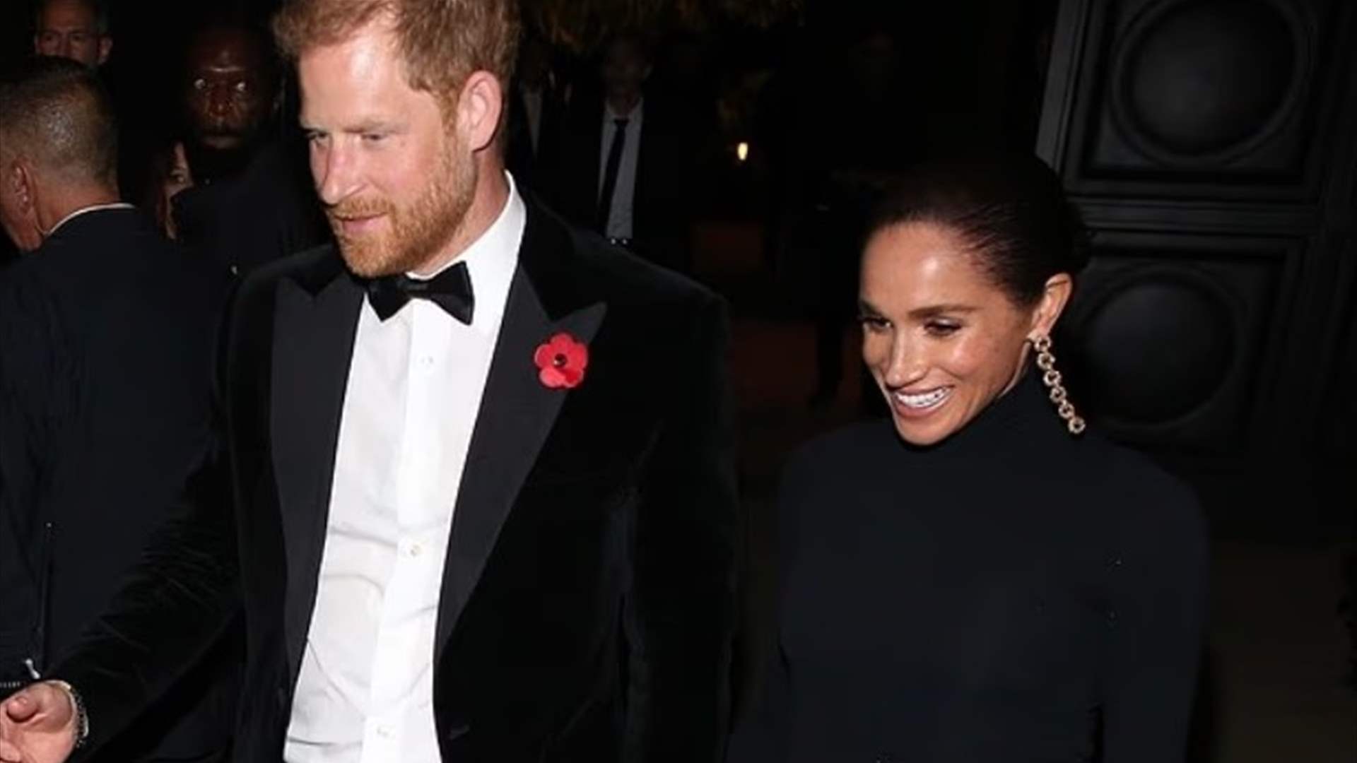 اختفاء غامض... إليكم الحقيقة وراء الحذف المفاجئ لصور هاري وميغان من حفل كريس جينر الفخم