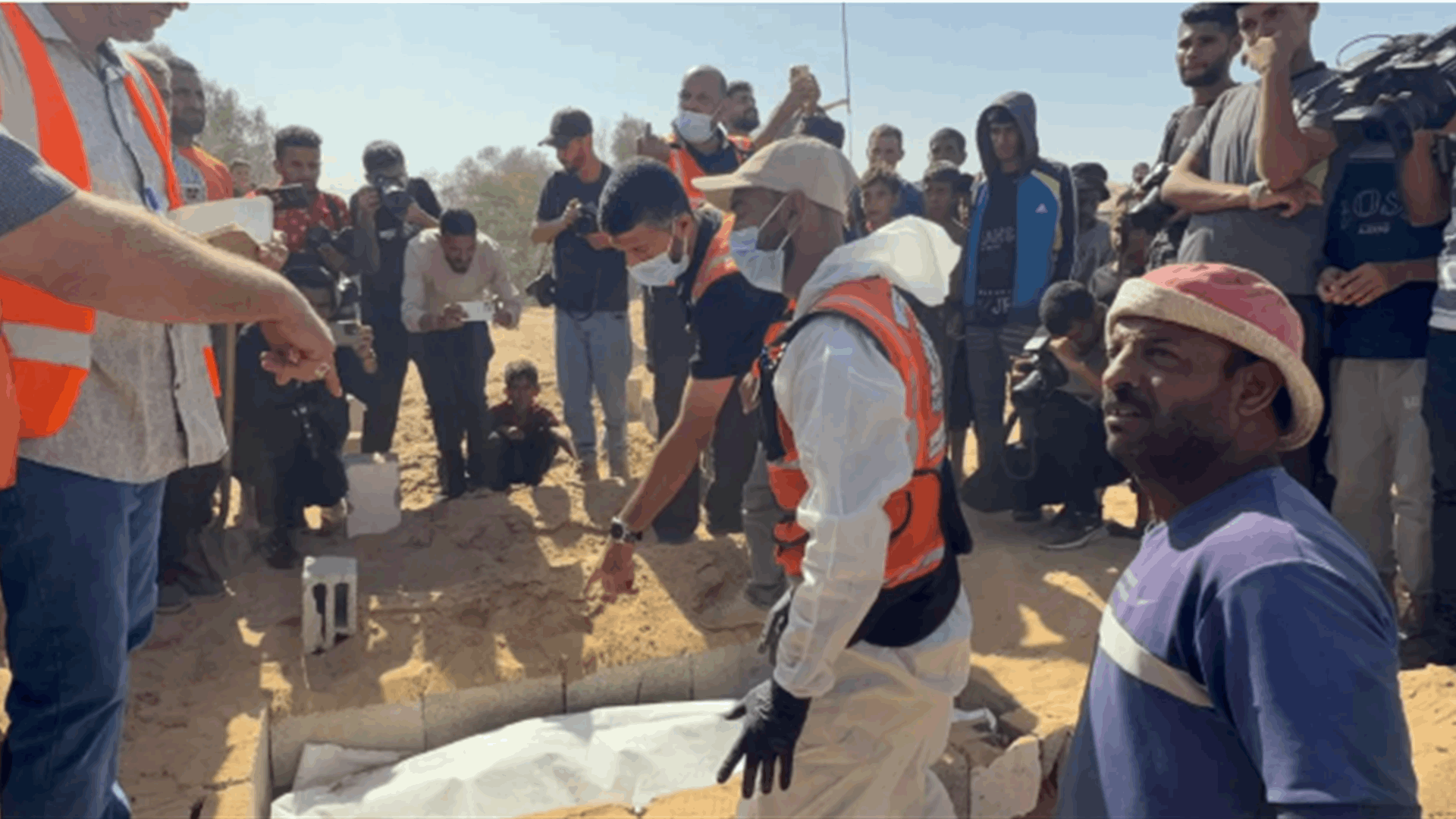 مستشفى ناصر في قطاع غزة يعلن تسلّم جثامين 15 فلسطينيا بموجب اتفاق وقف إطلاق النار