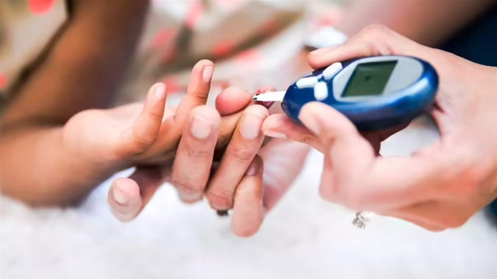 &quot;الخطايا السبع لنمط الحياة الحديث&quot;... عادات يومية خفية تفتح الباب للسكري وخطوات بسيطة للوقاية