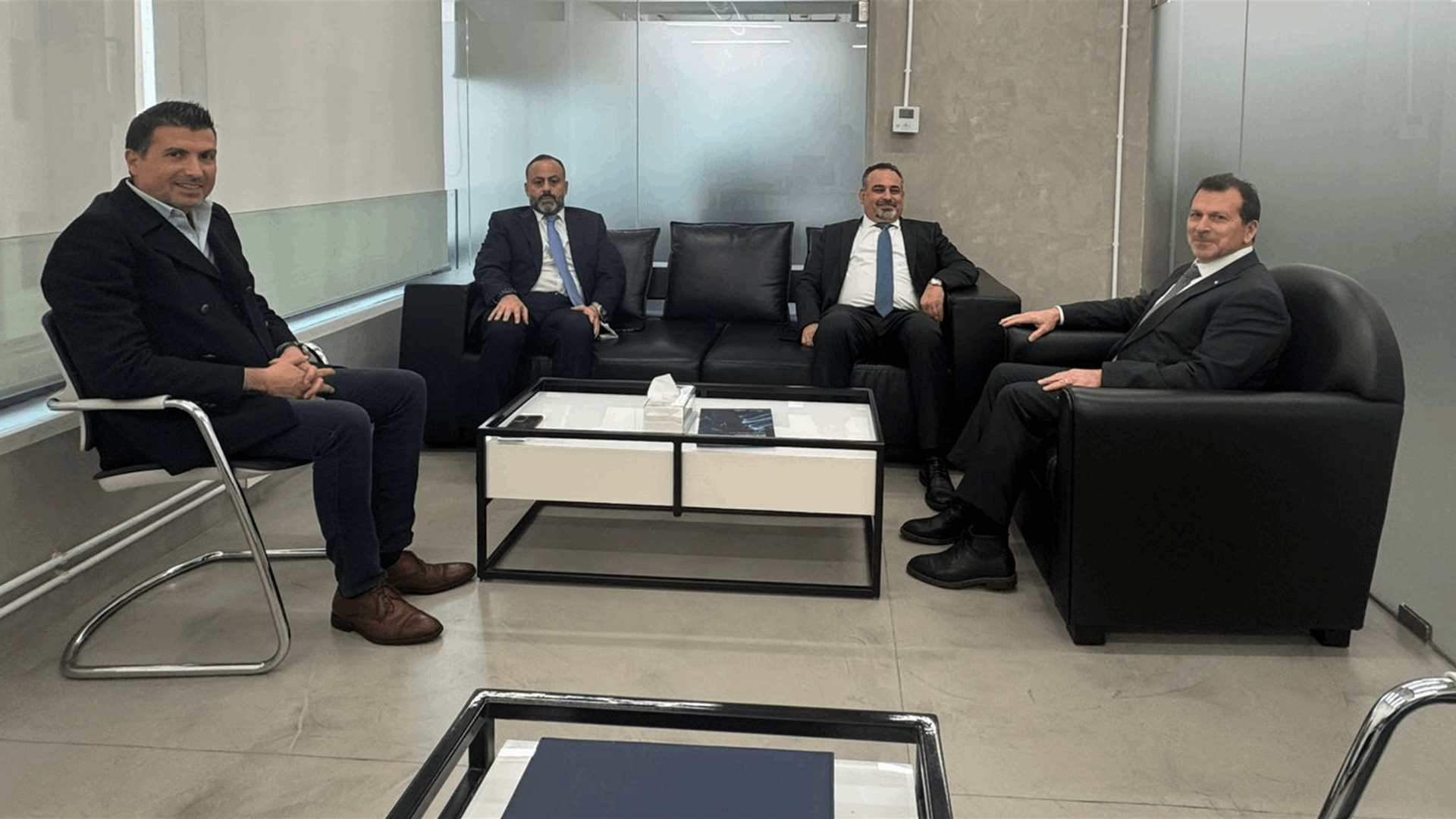 لقاء بين شحادة ونائب حاكم مصرف لبنان بحث في الانتقال إلى اقتصاد رقمي وتقليص اقتصاد الكاش