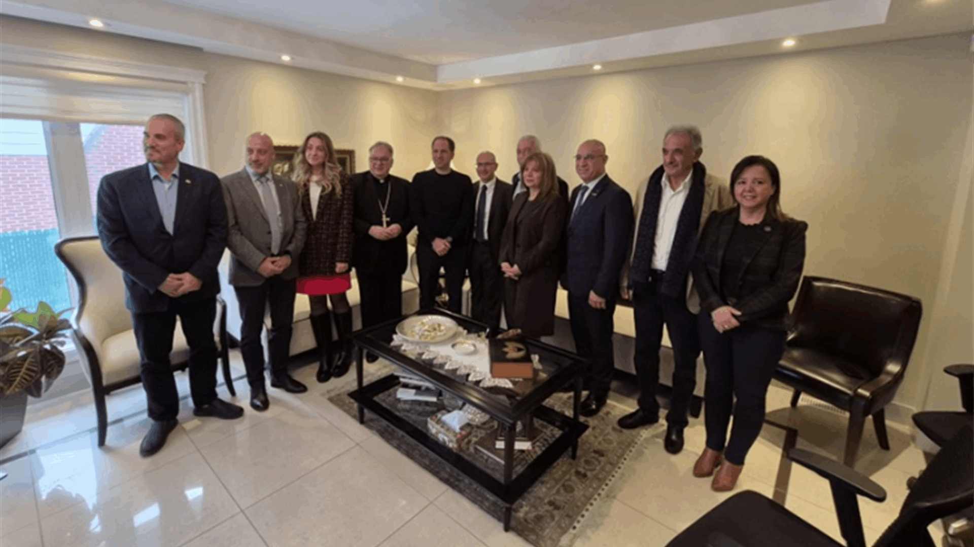 الجميّل من دار المطرانية المارونية في كندا: الاشتباك السياسي مستمر مع &quot;حزب الله&quot; لأنه يرفض قيام الدولة