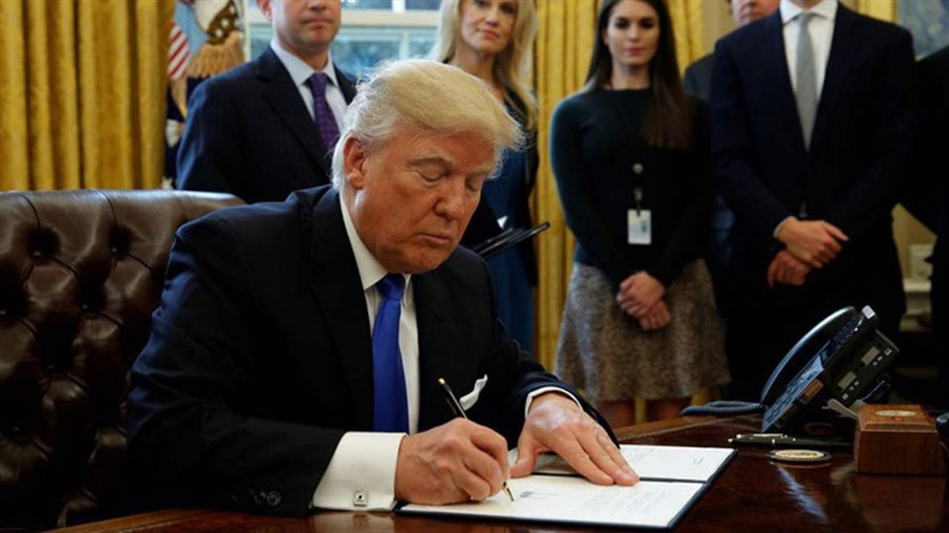 ترامب يوقّع مشروع قانون نشر وثائق إبستين