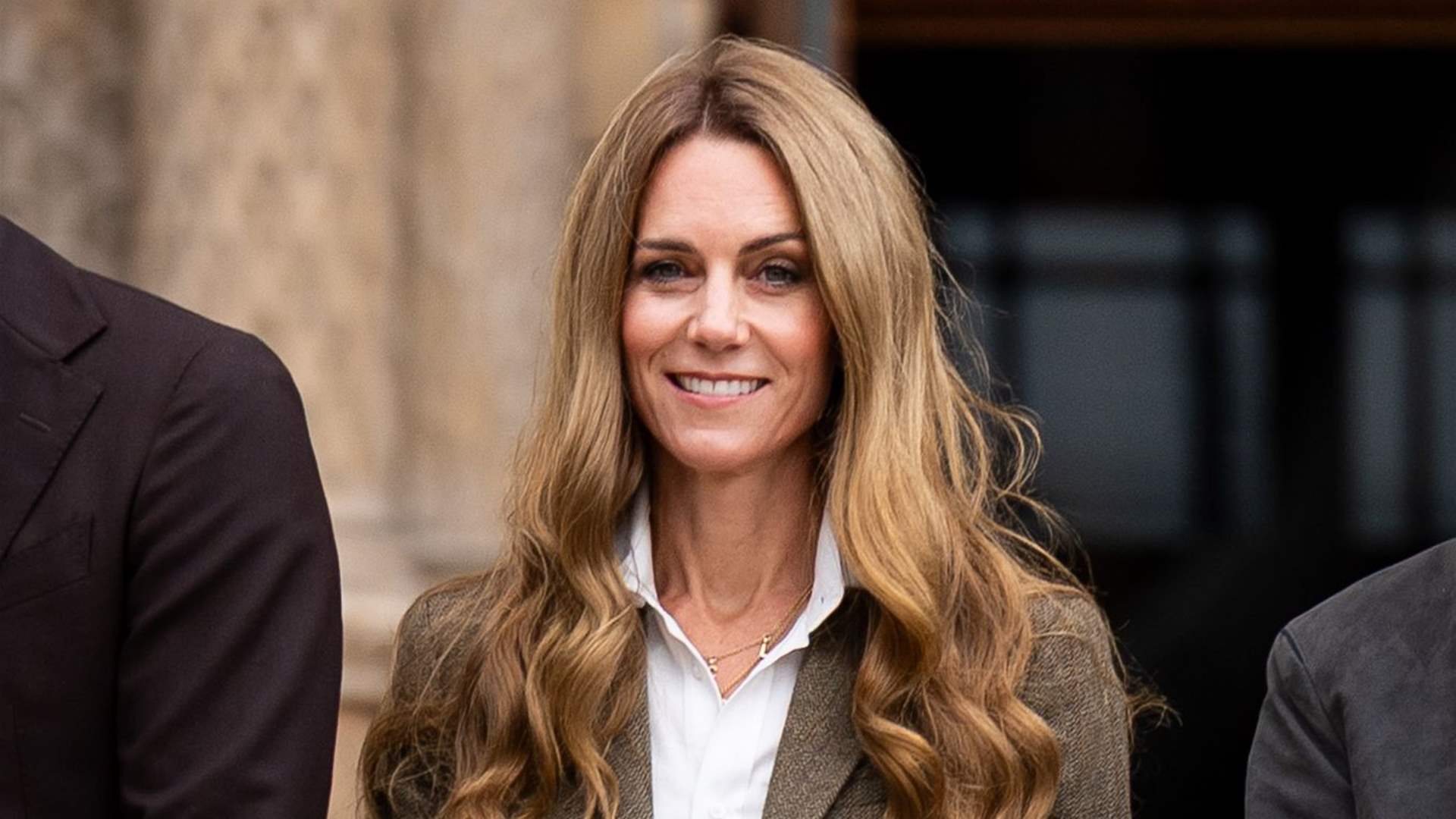 بعد تصدرها عناوين الصحف... كيت ميدلتون تكشف سبب تغيّر لون شعرها 