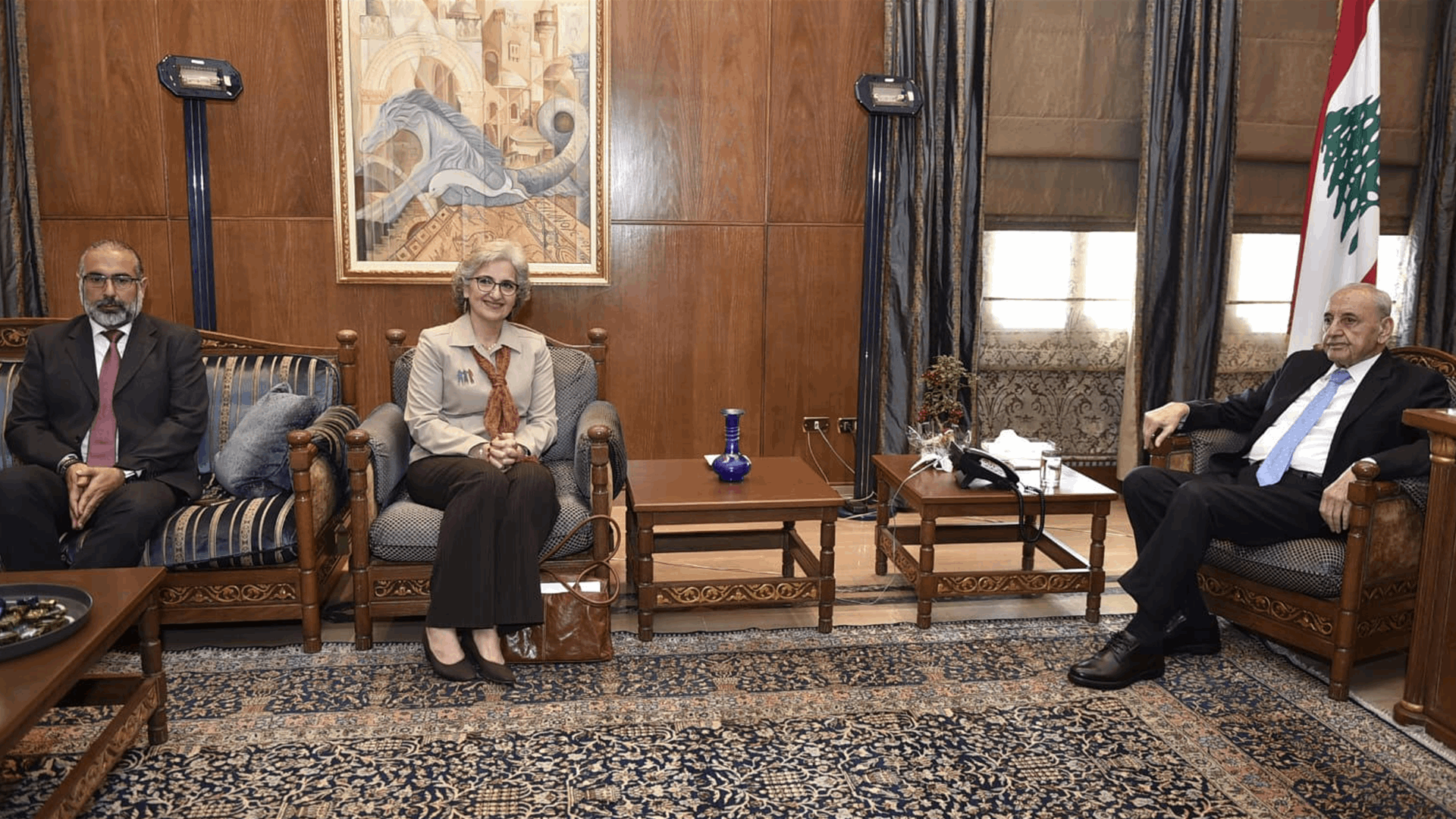 وزيرة التربية عرضت مع الرئيس بري أوضاع المدارس وملف التفرغ وبحثت مع سفير قطر في تطوير مذكرة التفاهم 