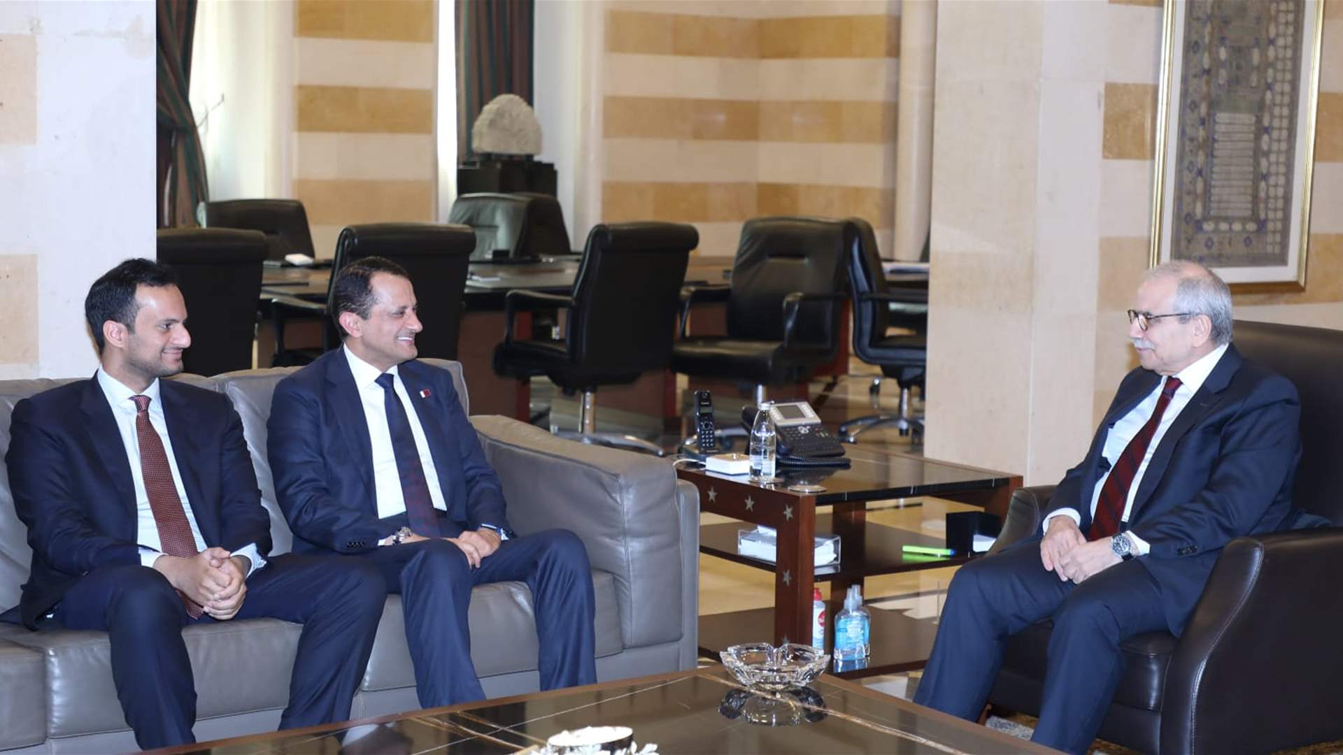 وفد من جهاز قطر للاستثمار في السراي... السفير القطري: وفد آخر من صندوق قطر للتنمية سيزور لبنان في أوائل كانون الأول