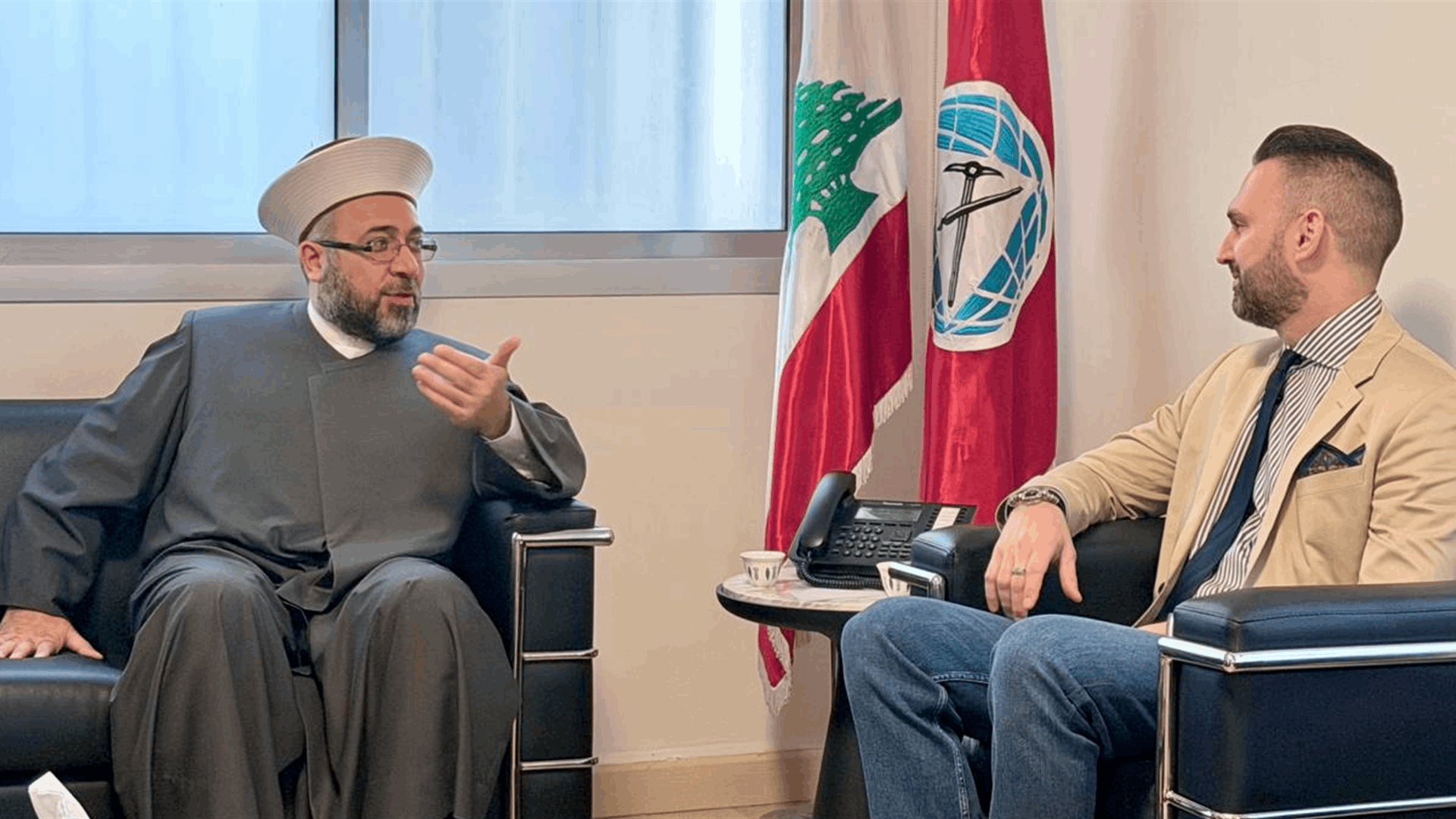 رئيس التقدمي عرض مع محمد الجوزو العلاقة التاريخية المستمرة بين دار الإفتاء والمختارة