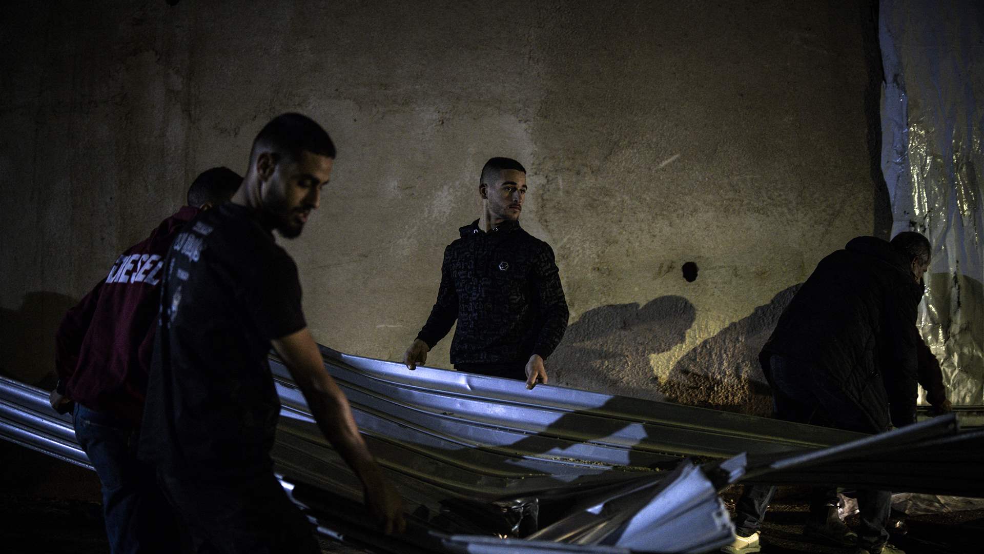 فيديو يوثق إطلاق جنود إسرائيليين النار على رجلين في الضفة الغربية بعد استسلامهما والجيش يقول إن الحادثة قيد المراجعة 