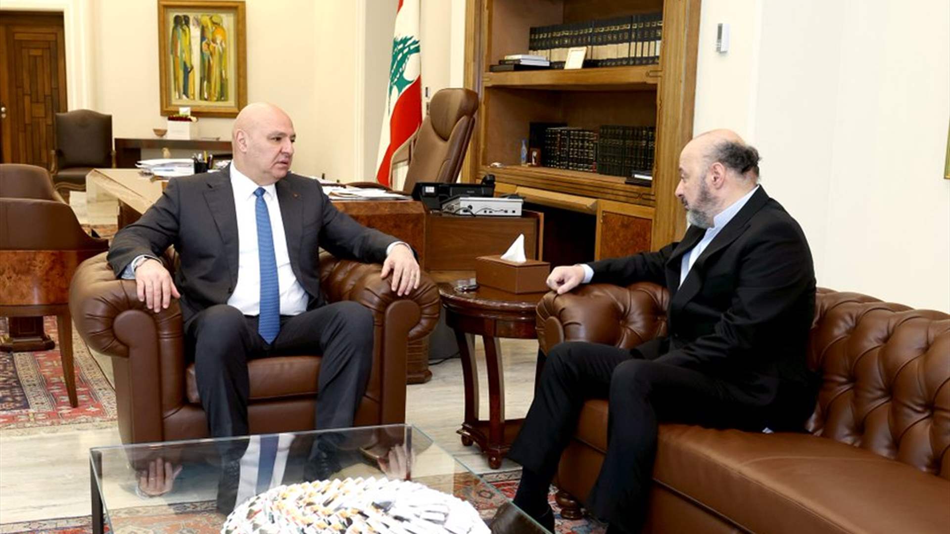 الرئيس جوزاف عون إستقبل النائب ملحم رياشي موفدًا من رئيس حزب &quot;القوات اللبنانية&quot; سمير جعجع وعرض معه أبرز مواضيع الساعة في ضوء التطورات الأخيرة