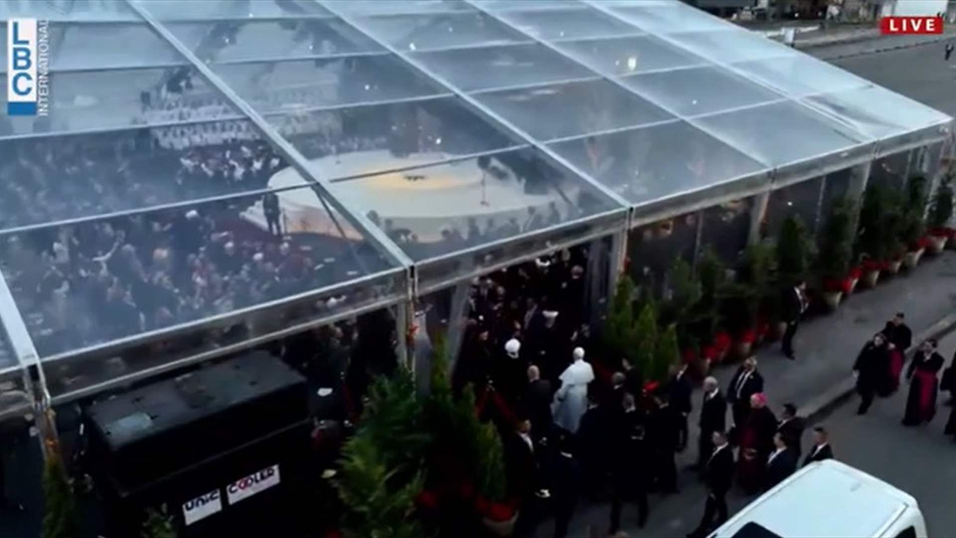 Pope Leo XIV arrives at Martyrs&#39; Square in Beirut