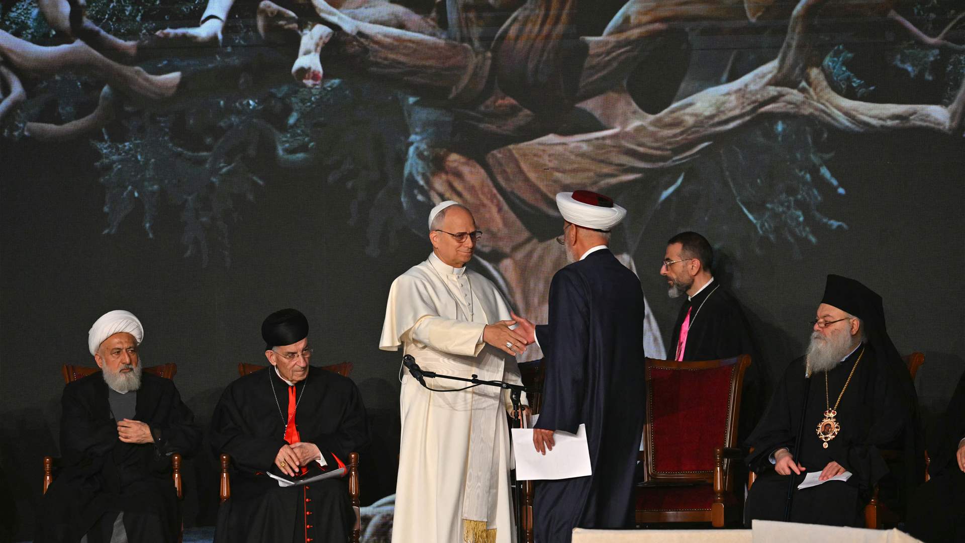 In Martyrs’ Square, Pope Leo XIV calls on the Lebanese to confront intolerance and violence