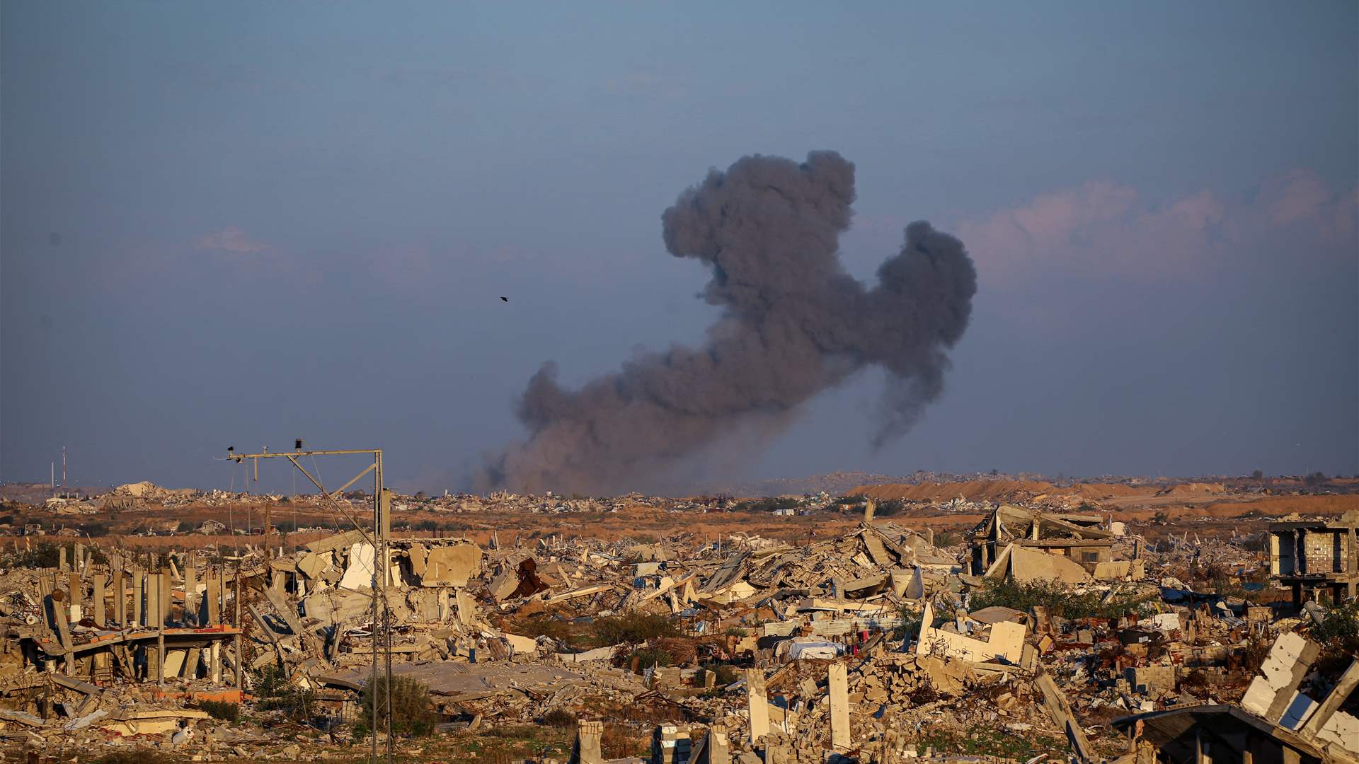 Israel says to allow Gazans to exit to Egypt &#39;in coming days&#39;