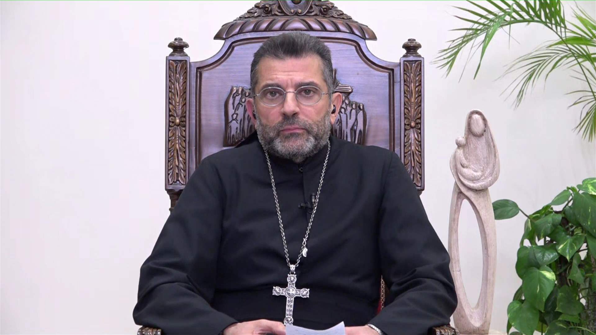 لمطران انطوان بو نجم: ما من مانع للذهاب باتجاه مفاوضات السلام والشعب تعب