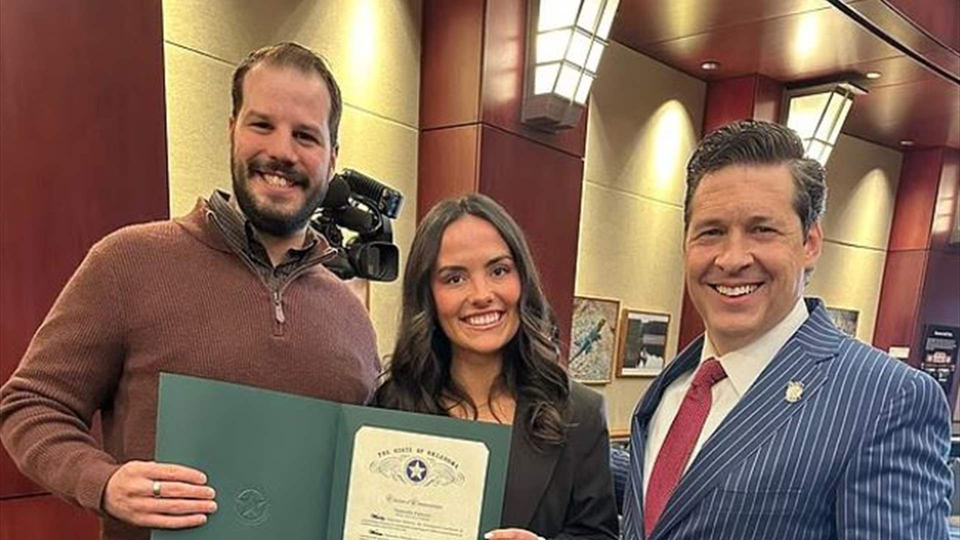 طالبة تثير ضجة على مواقع التواصل: استشهدت بالكتاب المقدس في بحثها ثم حلّت الكارثة!