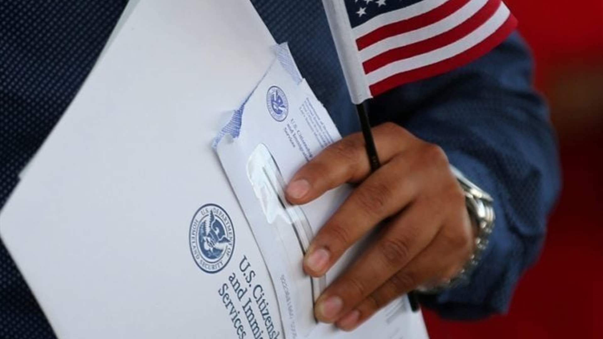 الولايات المتحدة تقلّص مدة تصاريح العمل للاجئين وطالبي اللجوء