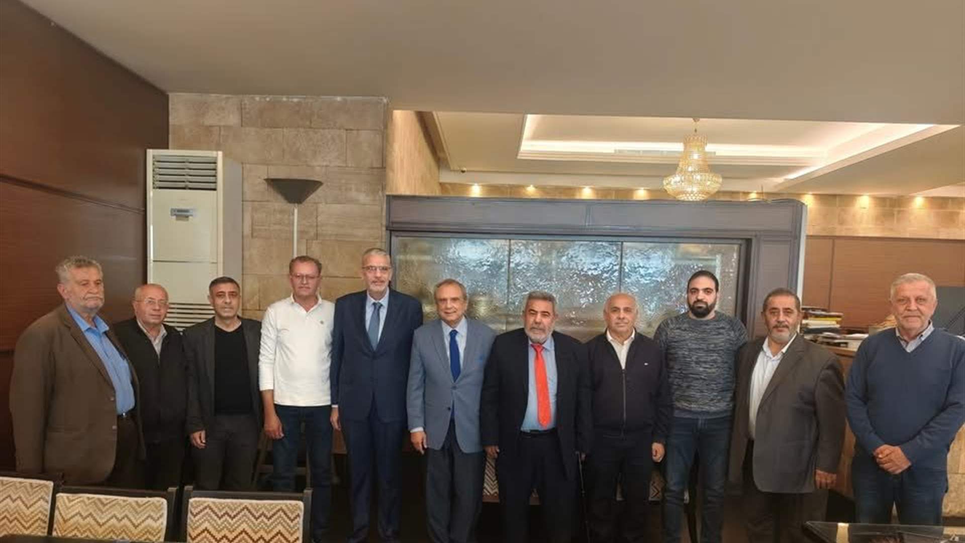 أنطوان حبيب يكرّم الهيئة الإدارية الجديدة لرابطة مخاتير طرابلس 