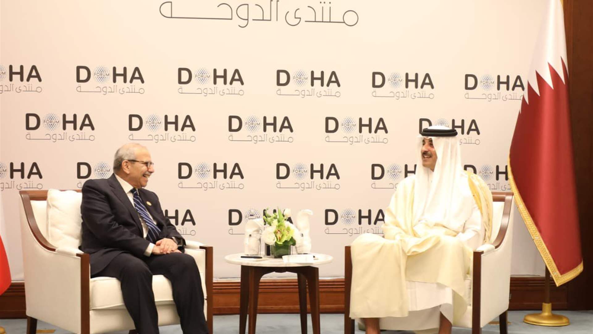 سلام يحصل على دعم جديد من نظيره القطري ولقاء مع بيل غيتس