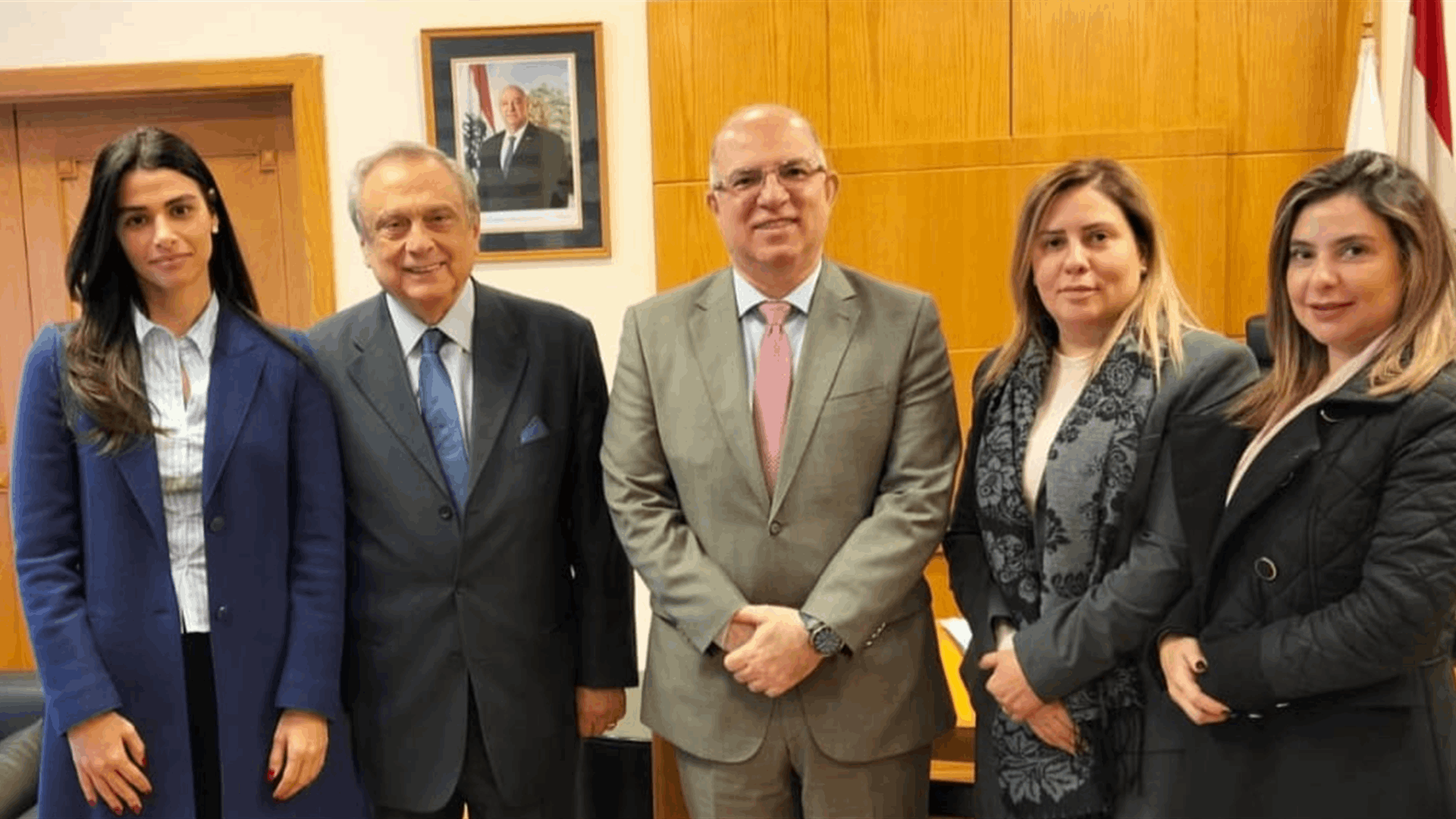 حبيب زار حيدر... وبحثٌ في مجالات التعاون والتنسيق بين وزارة العمل ومصرف الإسكان