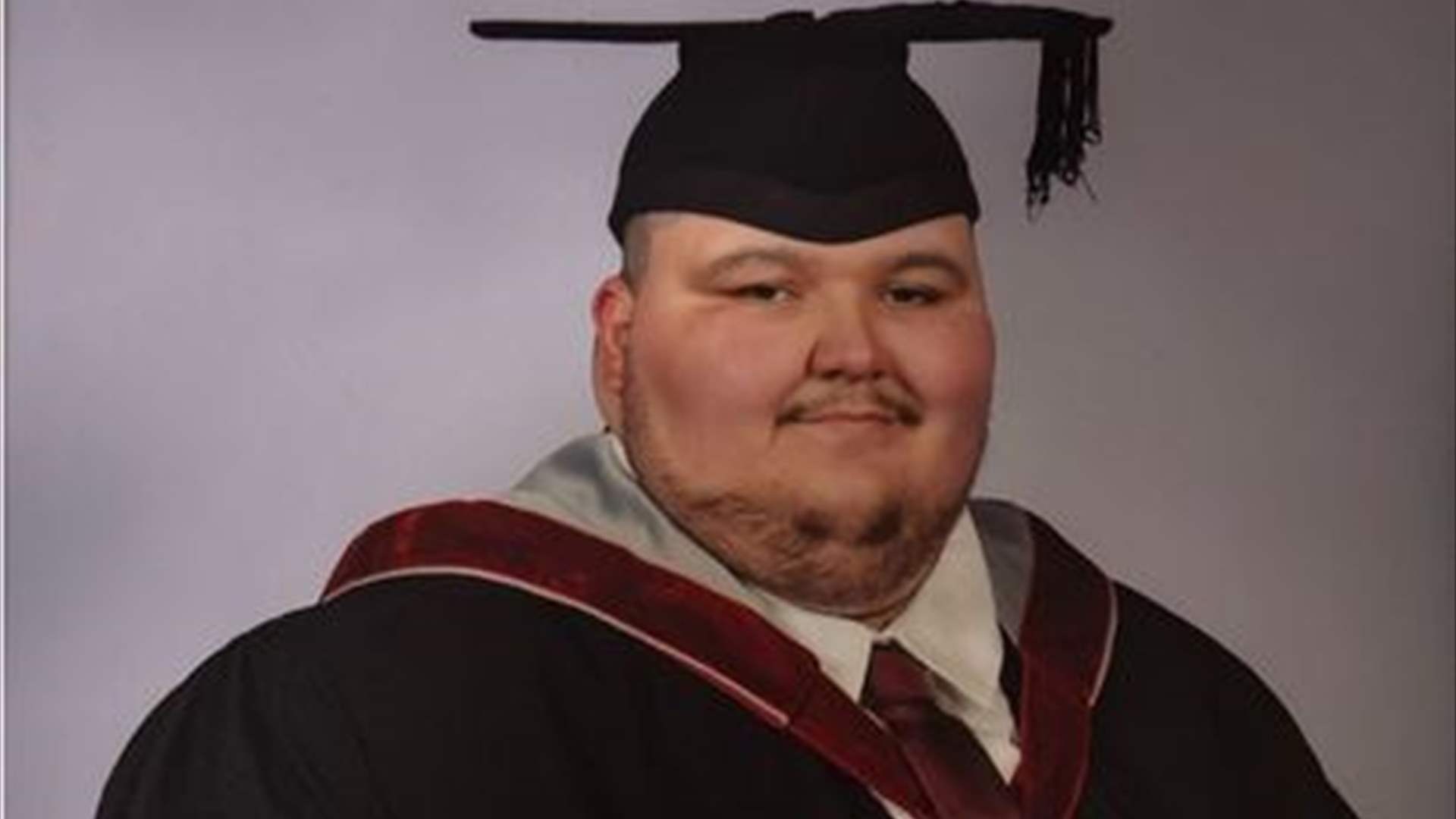 حبّه لكرة القدم غيّر حياته... رحلة خسارة الوزن خاضها شاب عشريني بطريقة لافتة! 