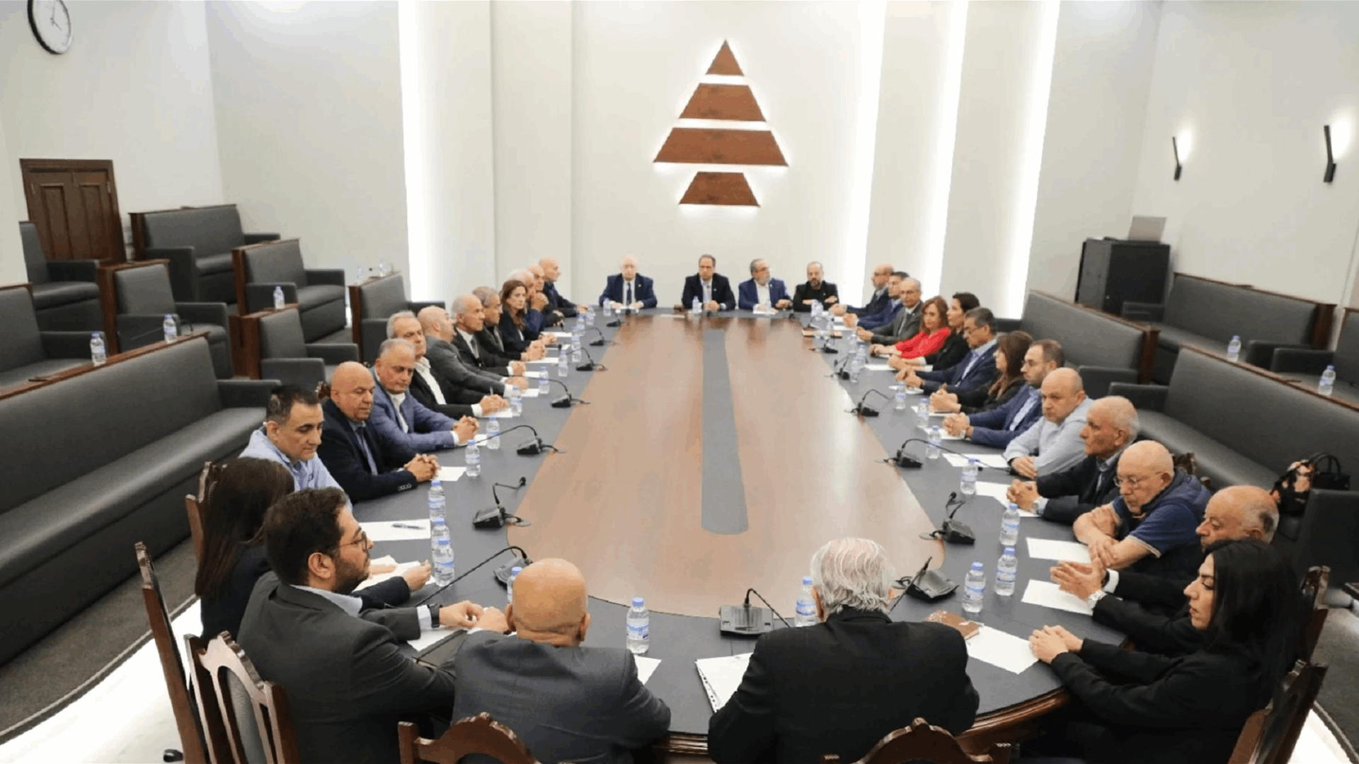 الكتائب: لبنان ليس ورقة بيد طهران ولن يكون