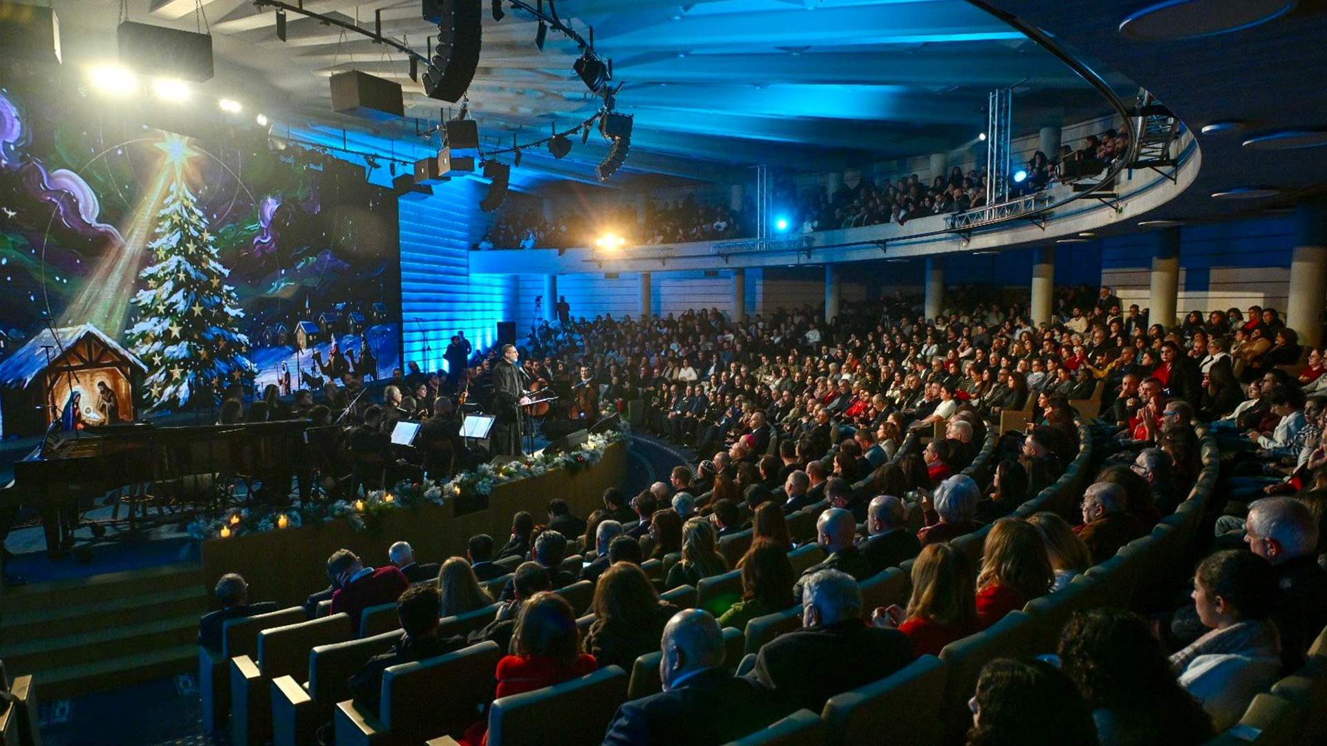 "أصوات الإيمان، ألحان الفرح" في جامعة الروح القدس: أمسية روحية - موسيقية تجمع الصلاة بالتراث والرجاء (صور)