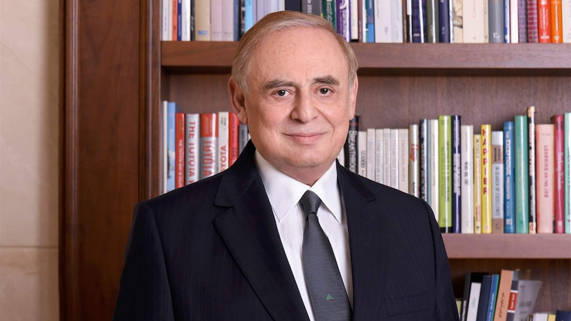 البستاني: على من يقرّر اقتطاع قسم من اموال المودعين ان يكون لهم حسابات مصرفية في البنوك اللبنانية