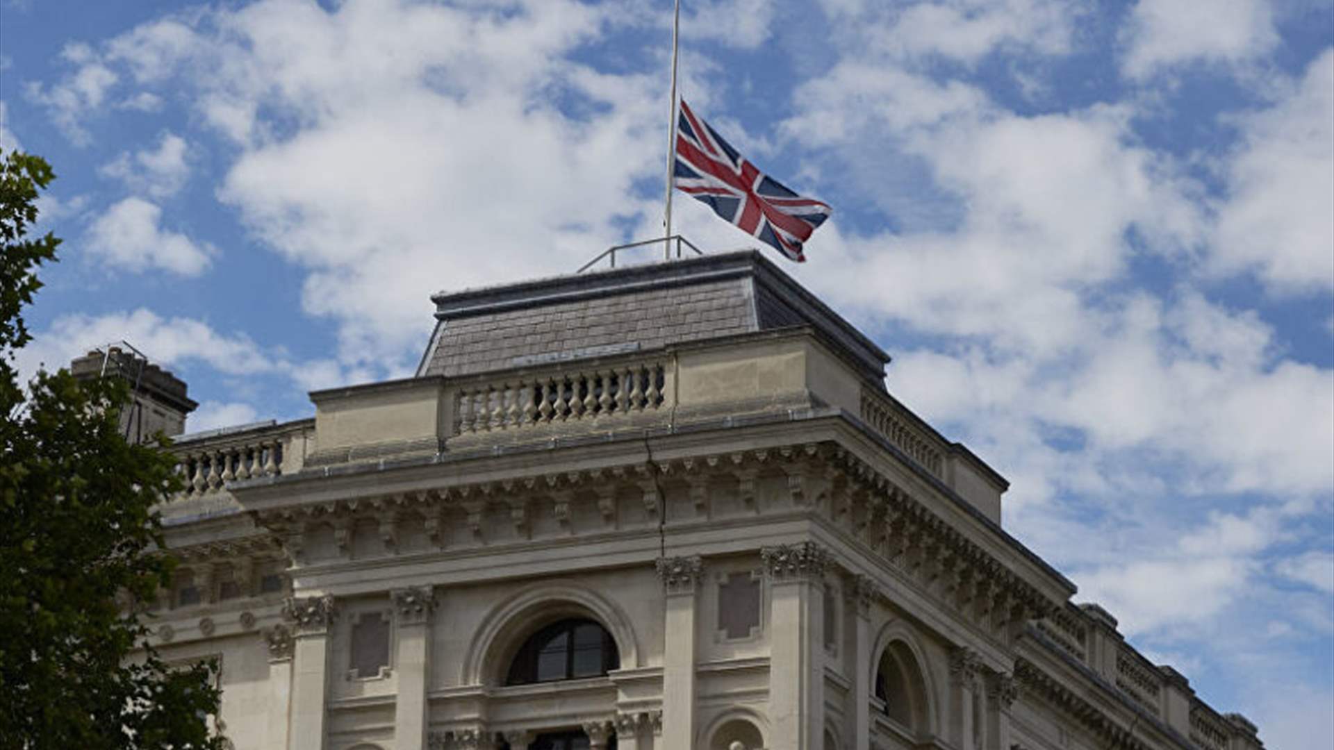 المملكة المتحدة تبرم اتفاقا مع أنغولا وناميبيا لإعادة المهاجرين