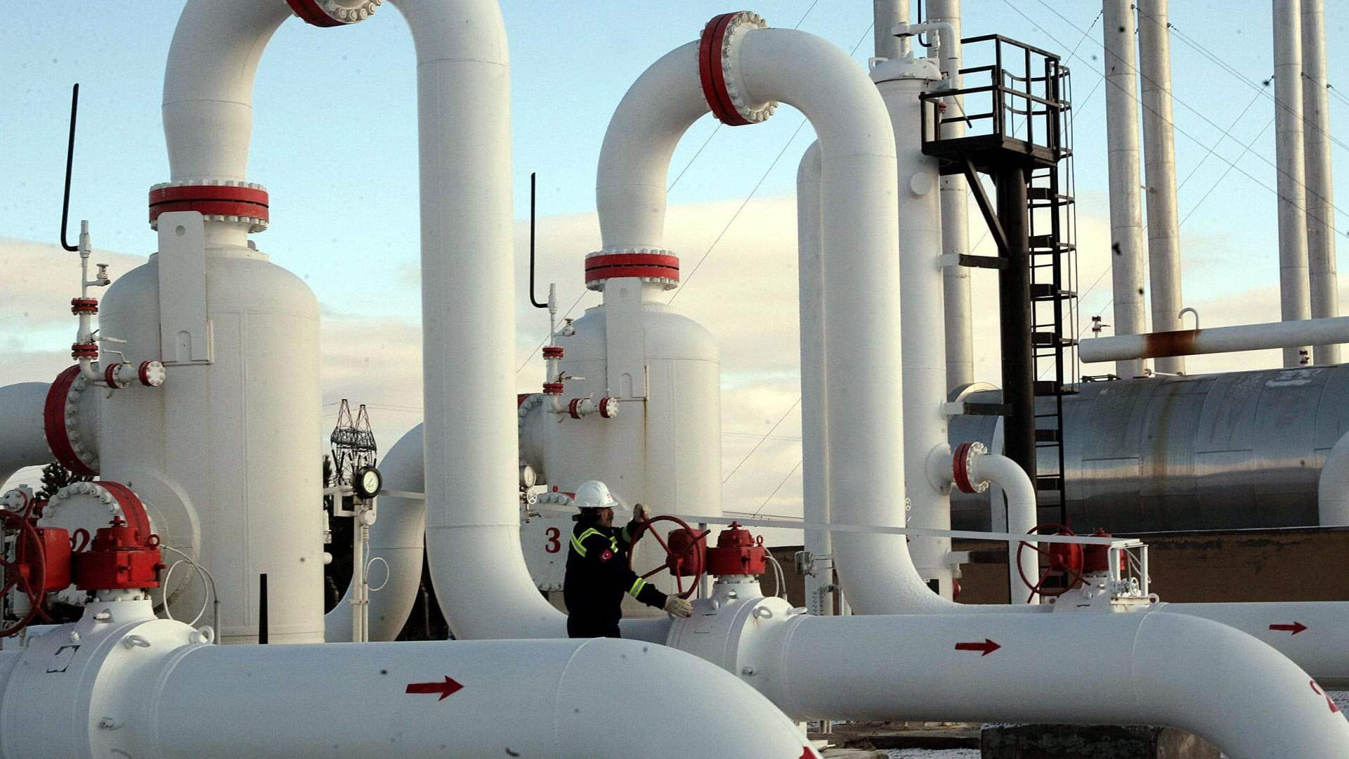 Lebanon signs memorandum with Egypt to purchase natural gas