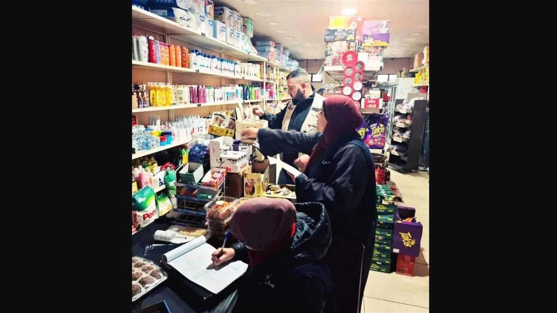 حملة مداهمات لبلدية طرابلس شملت عددًا من السوبرماركات والملاحم والمؤسسات الغذائية