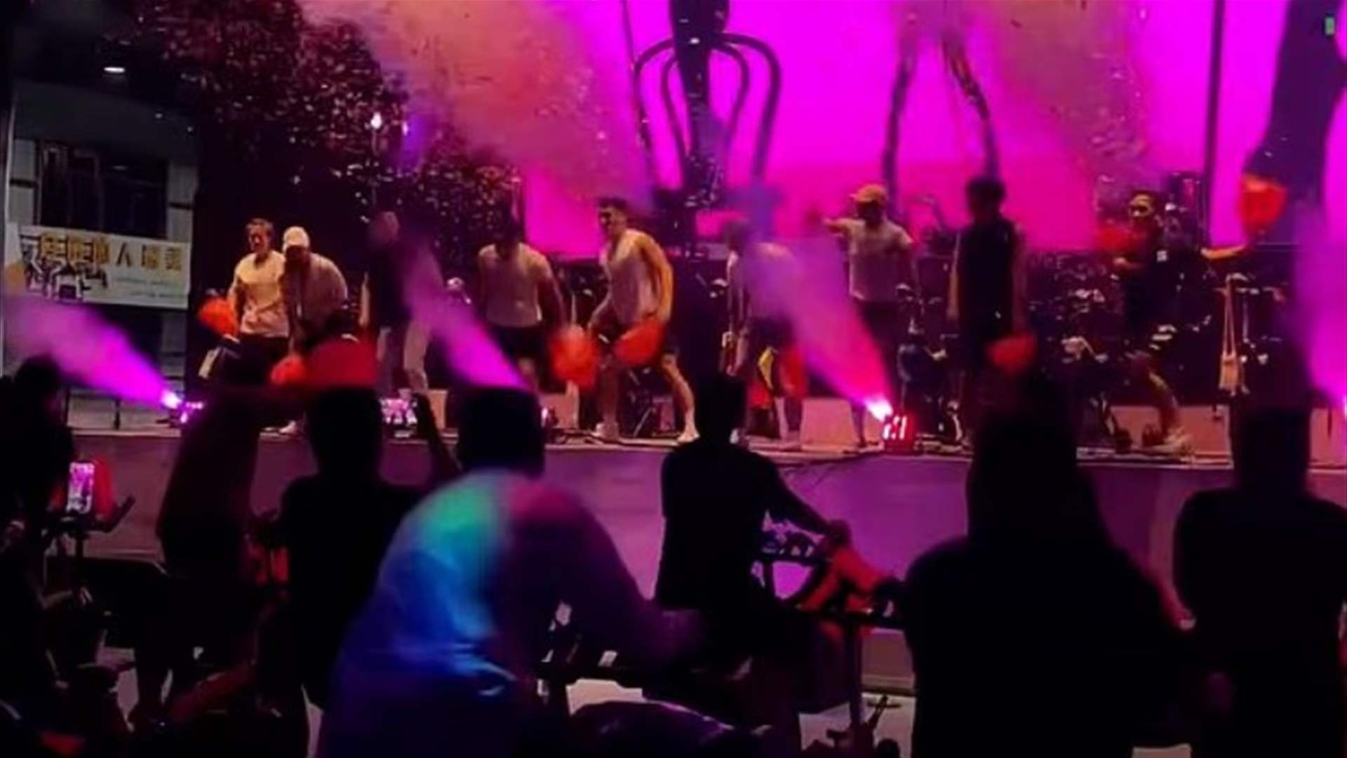 بوابات مغلقة وأسلاك كهربائية وتمارين قاسية... "سجون السمنة": الحل الصيني القاسي لإنقاص الوزن (فيديو)