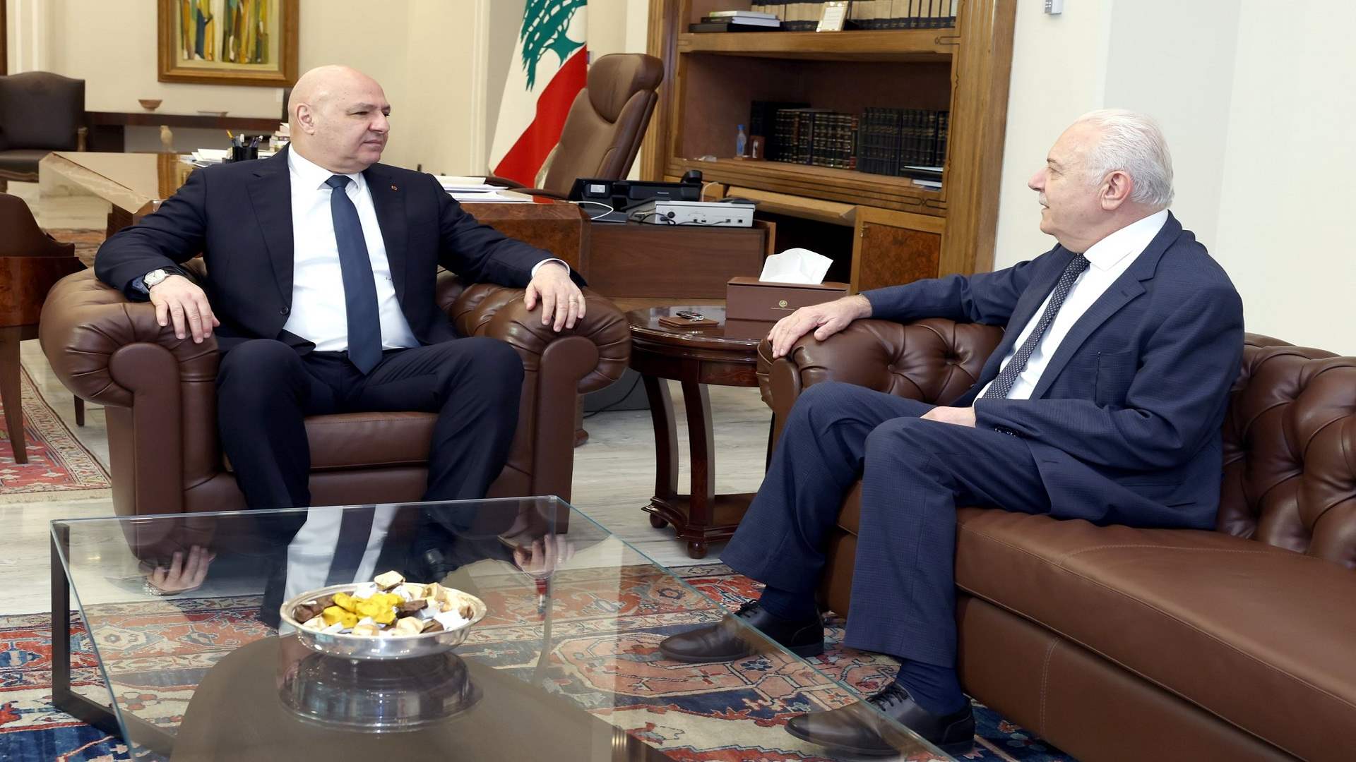 الرئيس عون: الأجواء السائدة توحي بالايجابية... الوضع الأمني بلبنان يعتبر من الأفضل بين دول العالم