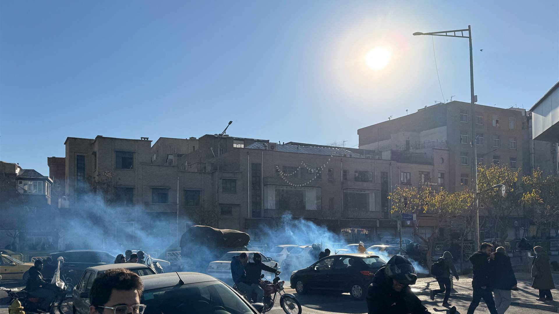 Trump says US will 'come to their rescue' if Iran kills protesters