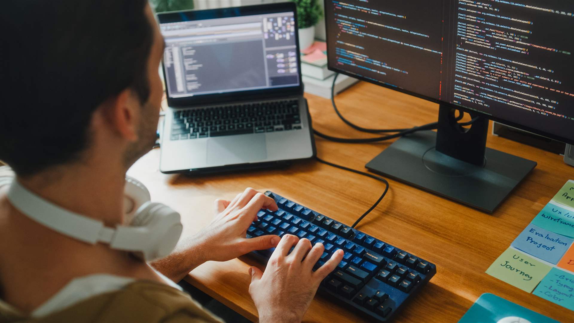 شركات الذكاء الاصطناعي الكبرى تتنافس على استقطاب الطلاب... وهذه التفاصيل!