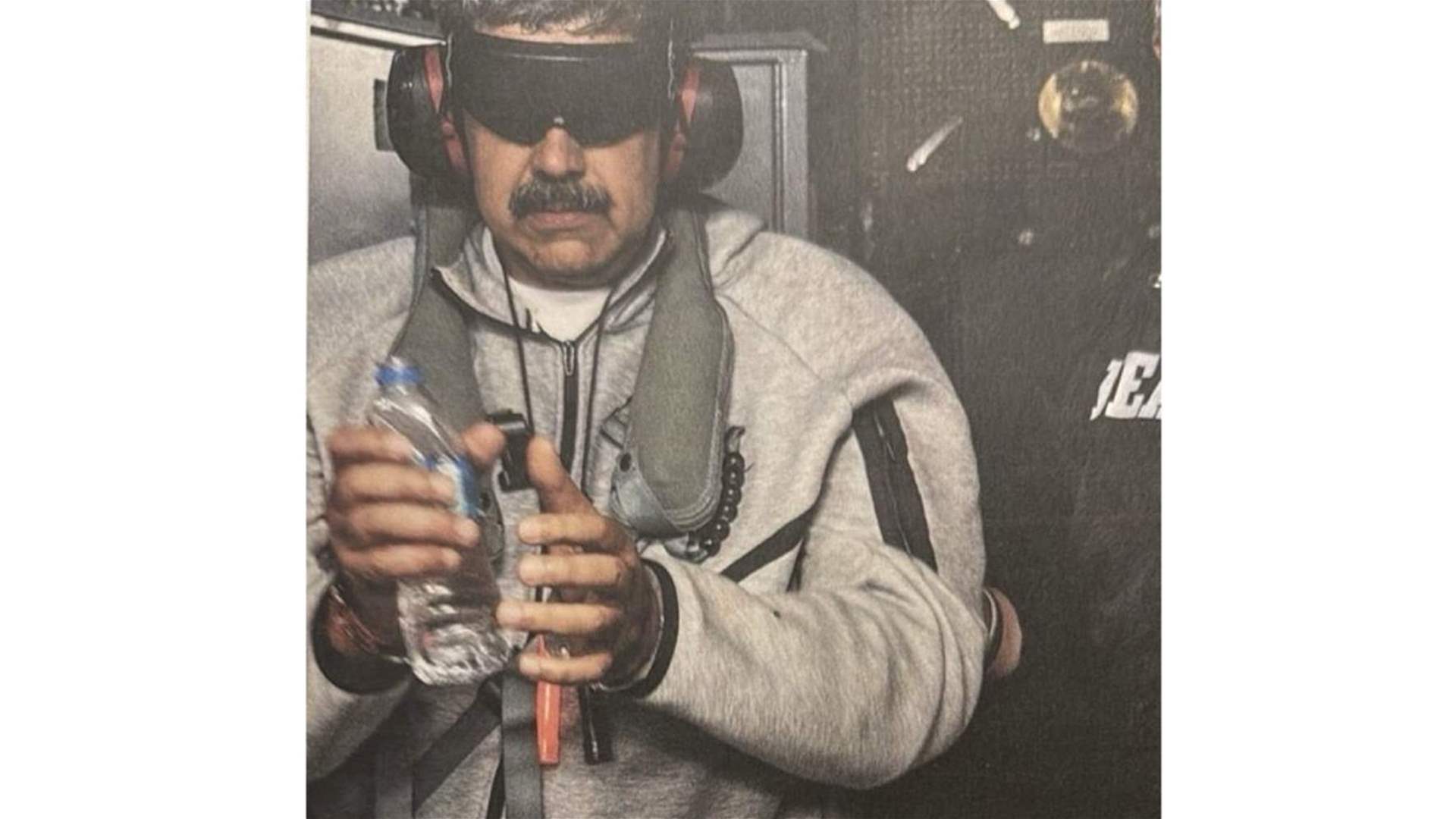 ترامب ينشر صورة لنيكولاس مادورو على متن السفينة الحربية الأميركية آي.دبليو.أو جيما