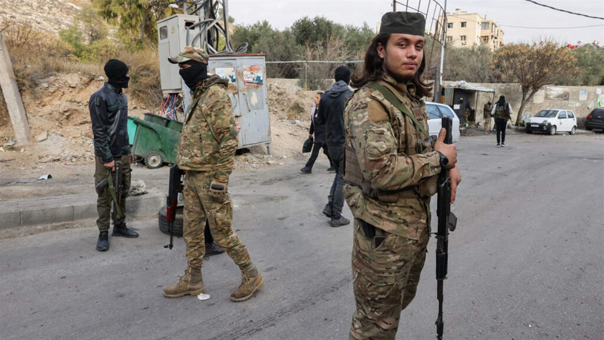 قائد قوات سوريا الديمقراطية في دمشق: بحثٌ في دمج المقاتلين في صفوف الجيش