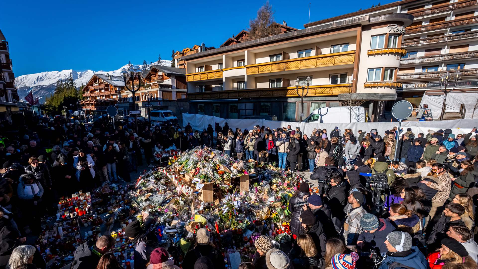 التعرّف على جثث 24 شخصا من قتلى حريق "لو كونستيلاسيون" في سويسرا