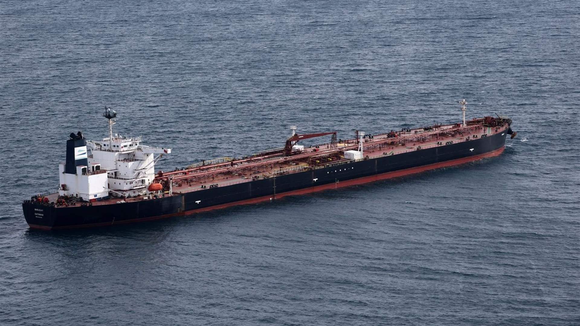 القوات الأميركية تحاول السيطرة على ناقلة نفط روسية في الأطلسي