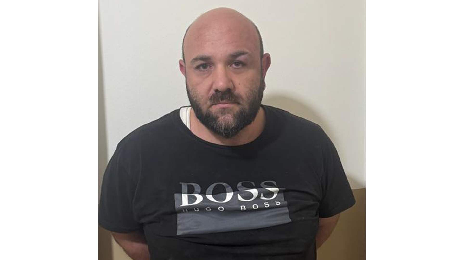 تعميم صورة موقوف نفّذ العديد من عمليات الاحتيال... هل وقعتم ضحية أعماله؟