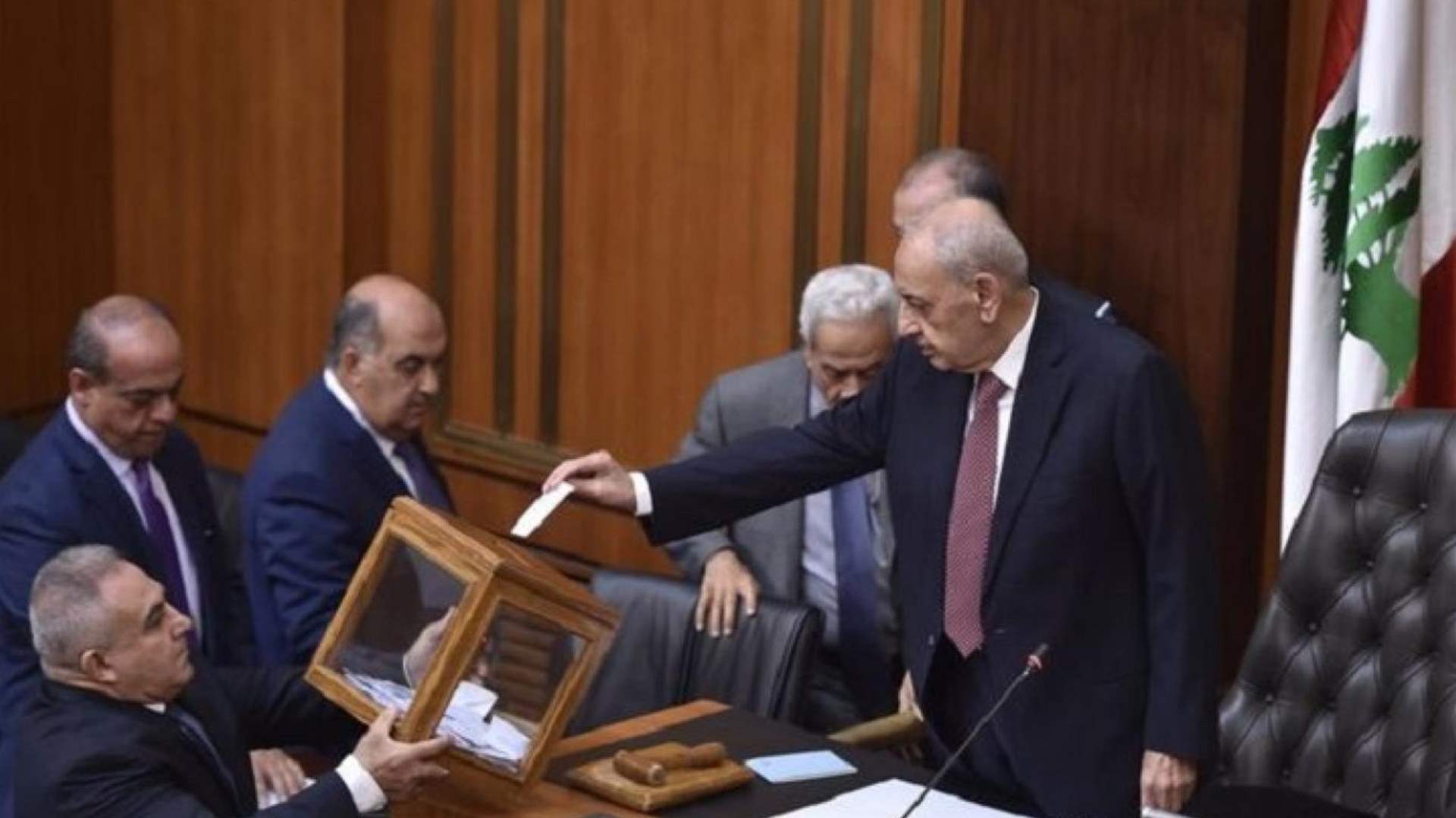 لبنان تحت سندان الضغوط... أولويتان: الانتخابات والإصلاحات (الأنباء الكويتية)