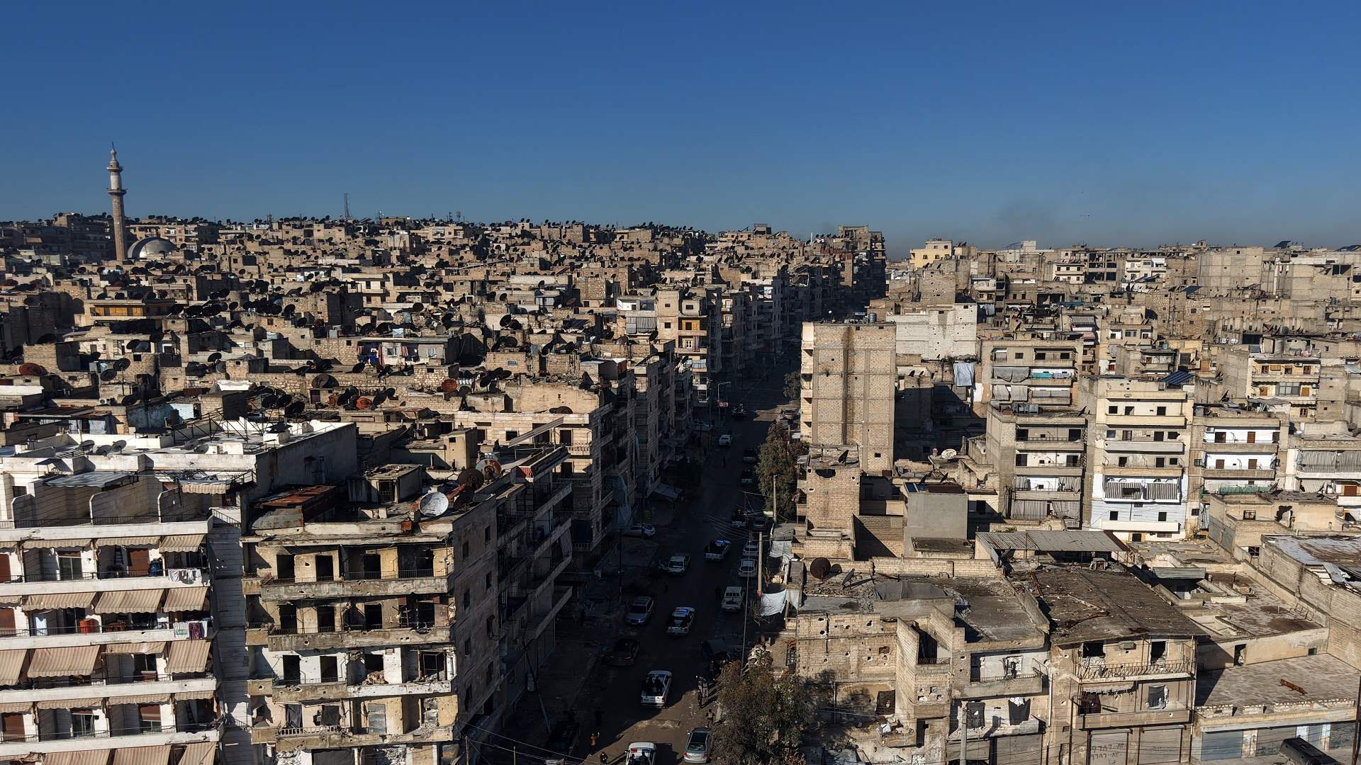 انسحاب القوات الكردية من حلب بعد أيام من اشتباكات دامية