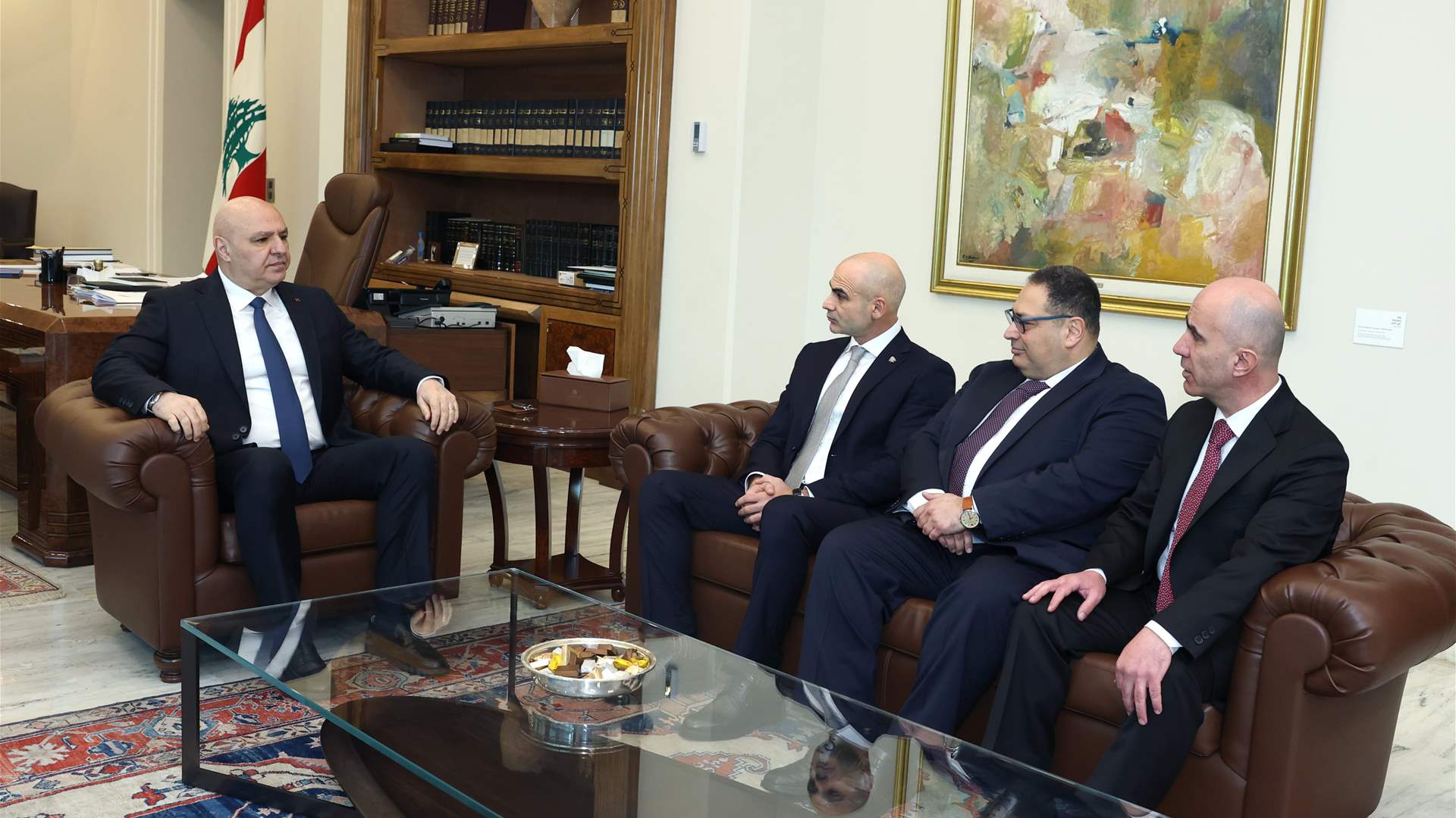 توجيهات من رئيس الجمهورية لثلاثة سفراء