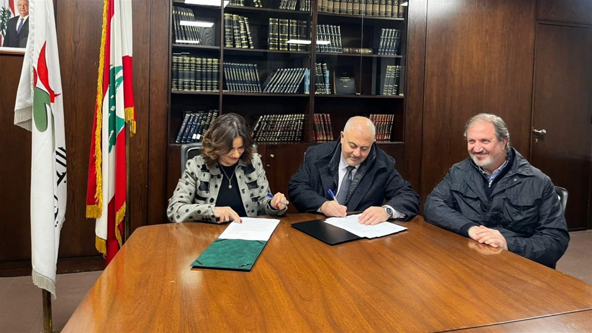 إتفاقية تعاون بين وزارة الشؤون وبلدية بيروت لتخصيص مركز صبرا البلدي كمركز خدمات إنمائية