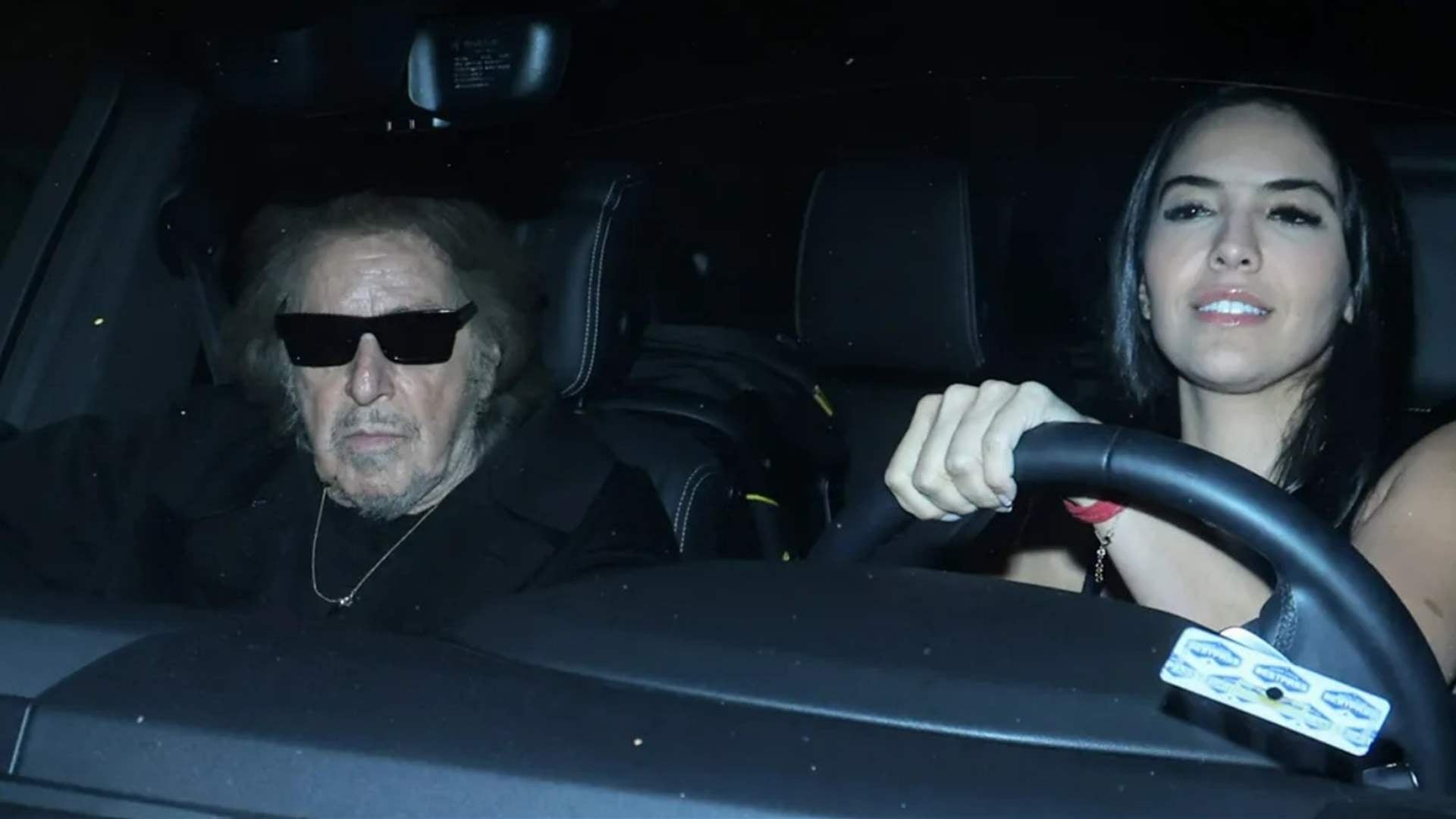 فارق العمر 53 عامًا… هل تعود علاقة آل باتشينو بحبيبته السابقة ذات الجذور العربية؟