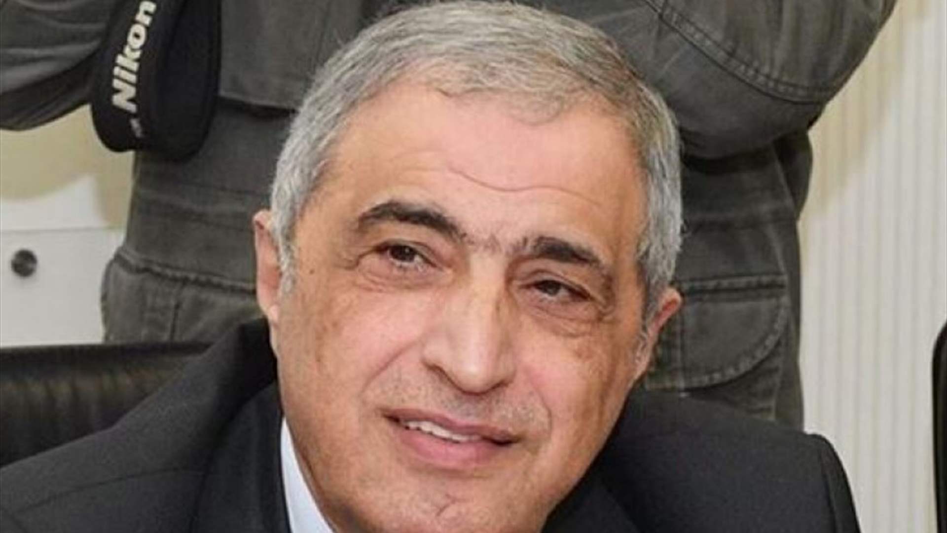 هاشم دعا إلى الهدوء والتعاطي بحكمة مع الملفات الوطنية