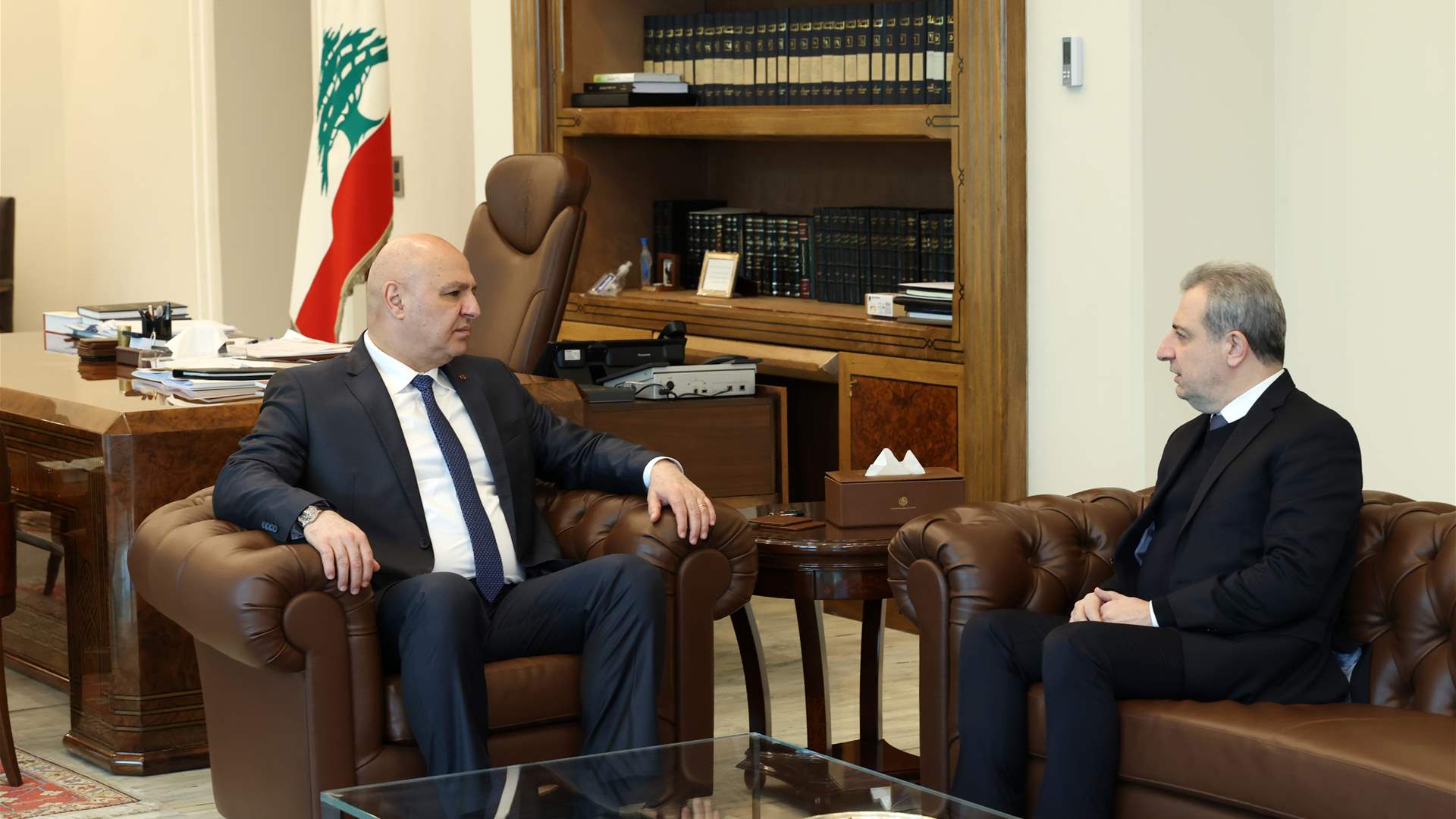 النائب وائل أبو فاعور عرض مع رئيس الجمهورية التطورات والأوضاع في الجنوب وسبل حماية لبنان من الاعتداءات الإسرائيلية وأشاد بمواقف الرئيس عون وجهوده لحماية لبنان مؤكّدًا دعم "اللقاء الديمقراطي" له في كل مواقفه ومساعيه