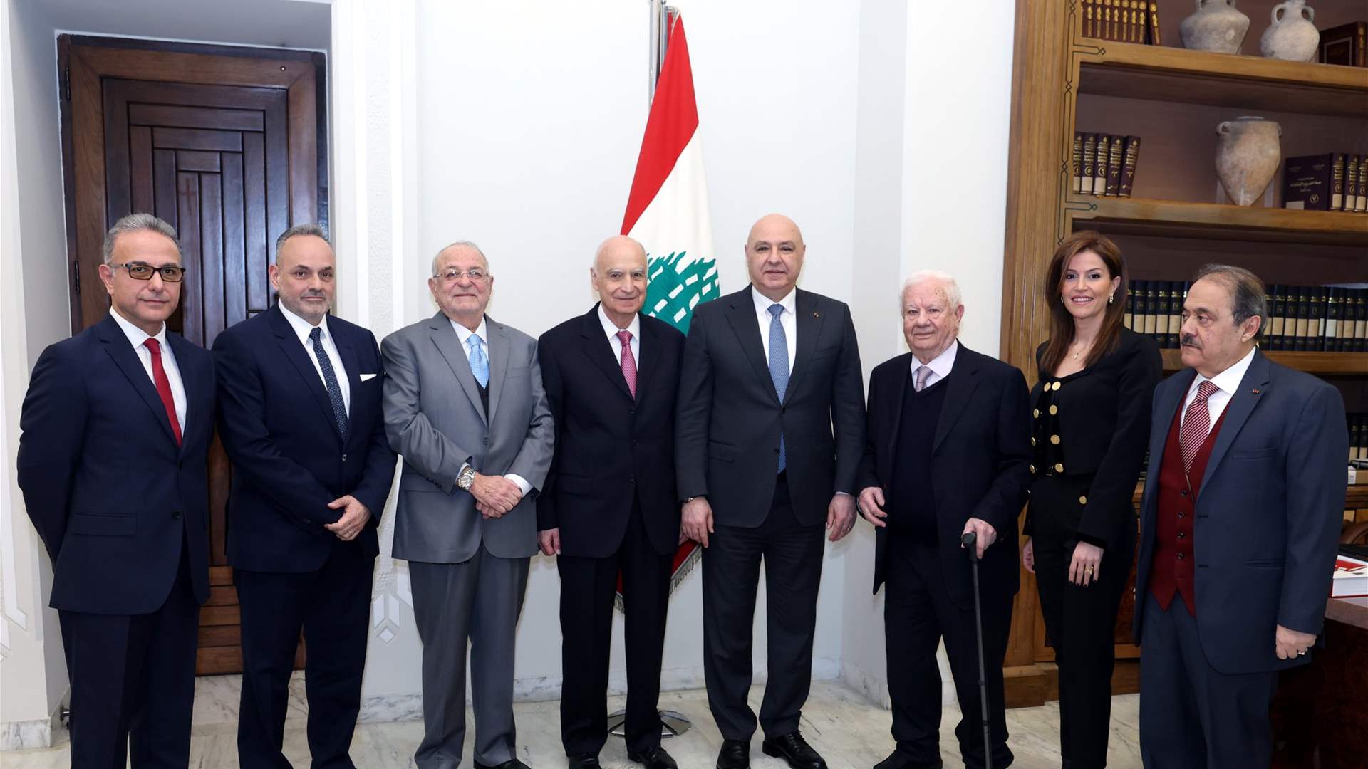  الرئيس عون لمجلس إدارة الكازينو: اعملوا فريقًا واحدًا لإعادة نهضته