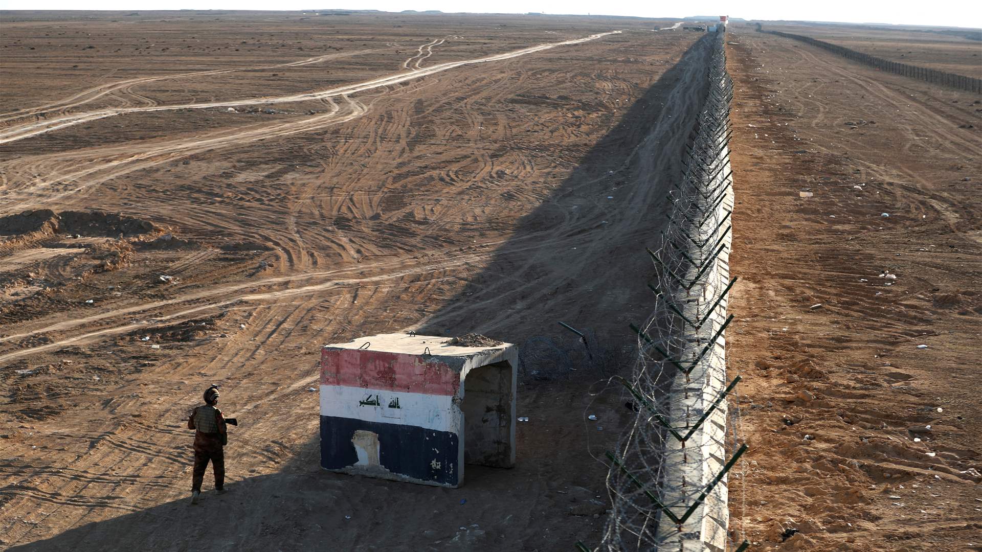 Iraq says to start legal proceedings against IS detainees transferred from Syria