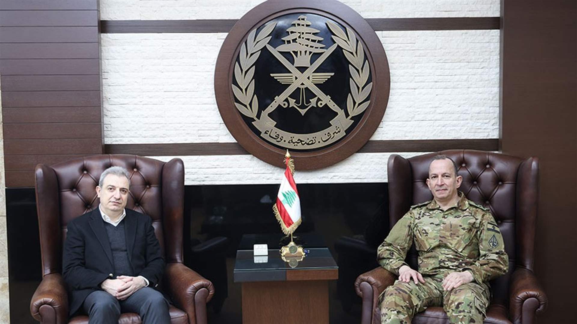 قائد الجيش عرض الأوضاع في لبنان والمنطقة مع السفير المصري والتقى أبو فاعور