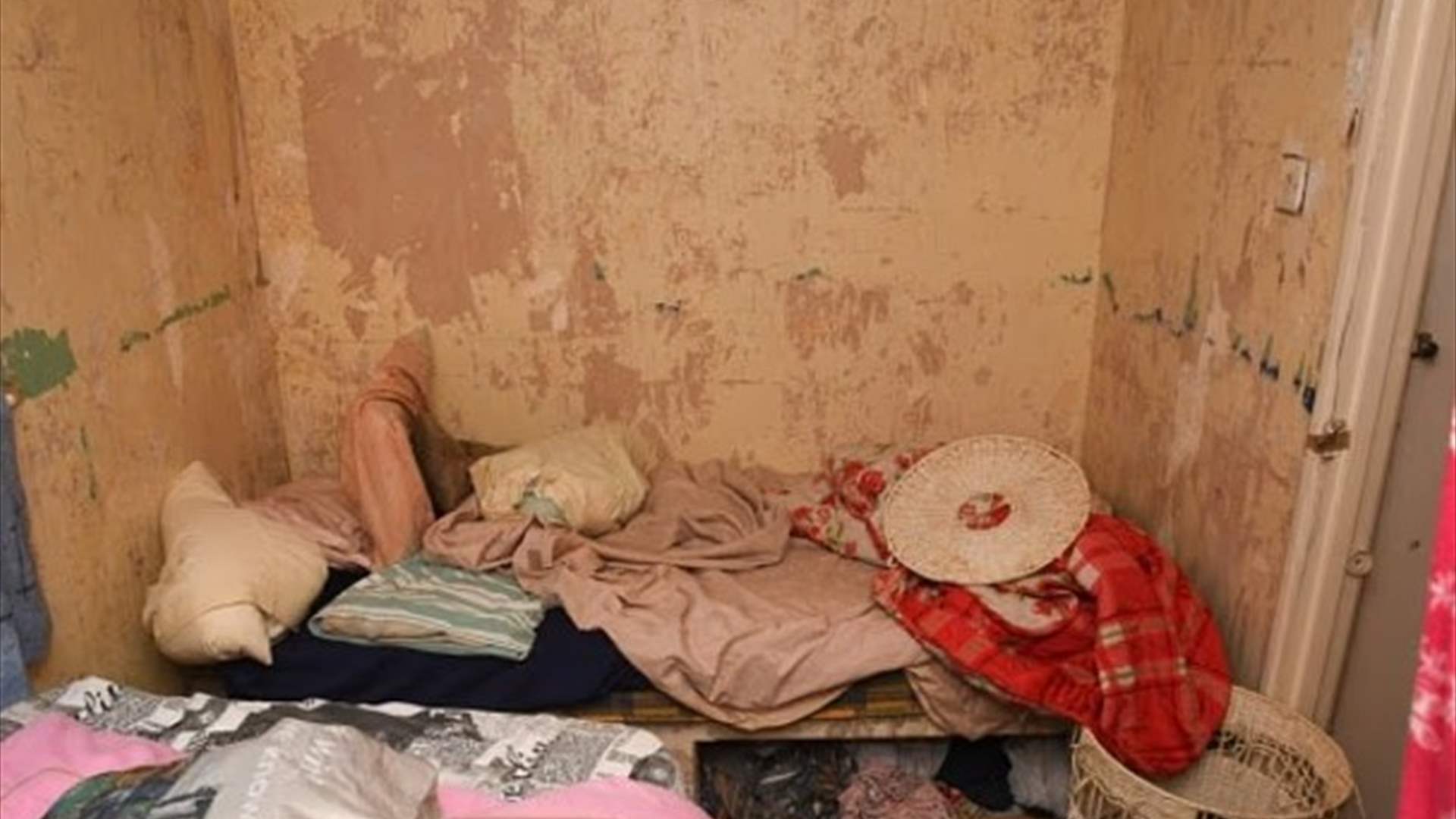 من "ضيفة" ليومين إلى "أسيرة" لمدة 25 عامًا… ما فعلته "الساحرة" بهذه الشابة صادم: إليكم القصة الكاملة (فيديو)