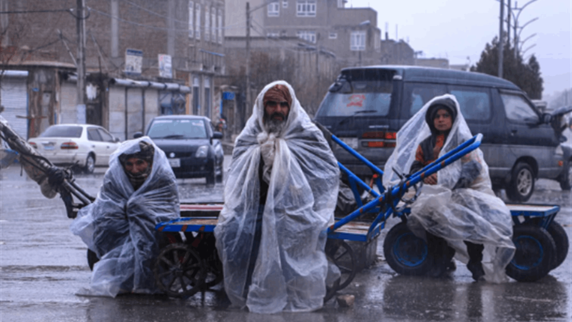 الثلوح والأمطار الغزيرة تودي بحياة 61 شخصا في أفغانستان خلال ثلاثة أيام