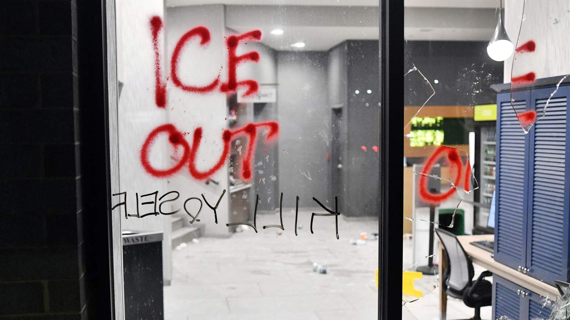 Obama, Clinton say killings by agents should be a wake-up call for the US